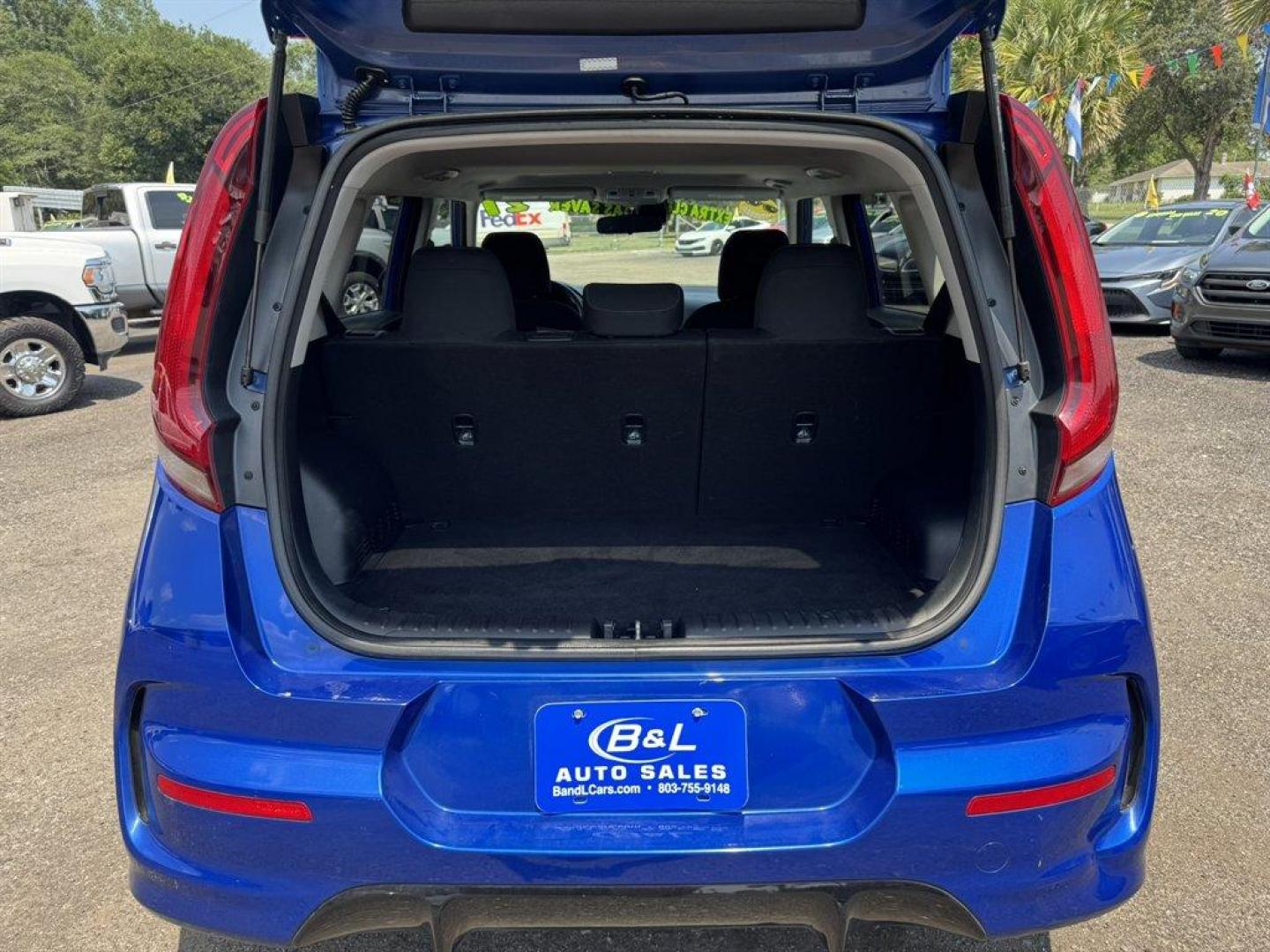 2021 Blue /Black Kia Soul (KNDJ63AU9M7) with an 2.0l I-4 DI Dohc 2.0l engine, Automatic transmission, located at 745 East Steele Rd., West Columbia, SC, 29170, (803) 755-9148, 33.927212, -81.148483 - Special Internet Price! 2021 Kia Soul with AM/FM radio, Bluetooth, Backup camera, Cruise control, Sunroof, Cloth interior, Powered windows, Powered door locks, Plus more! - Photo#29