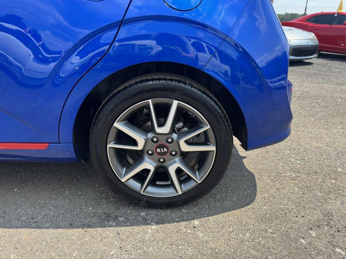 2021 Blue /Black Kia Soul (KNDJ63AU9M7) with an 2.0l I-4 DI Dohc 2.0l engine, Automatic transmission, located at 745 East Steele Rd., West Columbia, SC, 29170, (803) 755-9148, 33.927212, -81.148483 - Special Internet Price! 2021 Kia Soul with AM/FM radio, Bluetooth, Backup camera, Cruise control, Sunroof, Cloth interior, Powered windows, Powered door locks, Plus more! - Photo#33