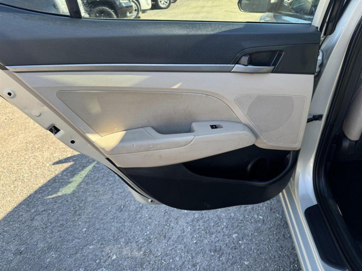 2017 Tan /Taupe Hyundai Elantra (5NPD84LF2HH) with an 2.0l I-4 MPI Dohc 2.0l engine, Automatic transmission, located at 745 East Steele Rd., West Columbia, SC, 29170, (803) 755-9148, 33.927212, -81.148483 - Special Internet Price! 2017 Hyundai Elantra - Photo#19