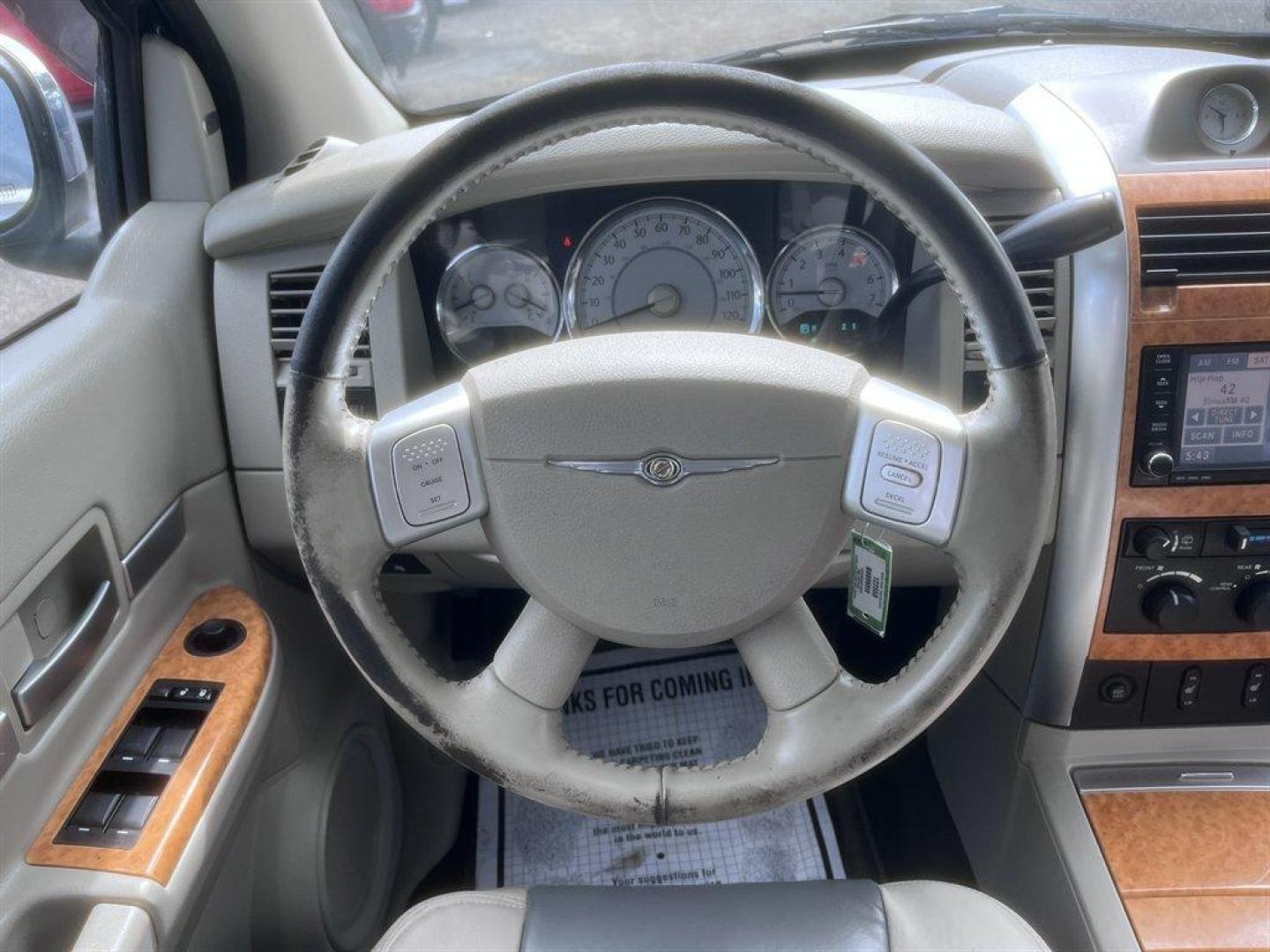 2008 Blue /Grey Chrysler Aspen (1A8HW58248F) with an 5.7l V8 SFI Hemi 5.7l engine, Automatic transmission, located at 745 East Steele Rd., West Columbia, SC, 29170, (803) 755-9148, 33.927212, -81.148483 - Special Internet Price! 2008 Chrysler Aspen with AM/FM radio, Cruise control, Backup camera, Sunroof, Leather interior, 3rd row seating, Rear entertainment, Powered driver seat, Powered windows, Powered door locks, Plus more! - Photo#7