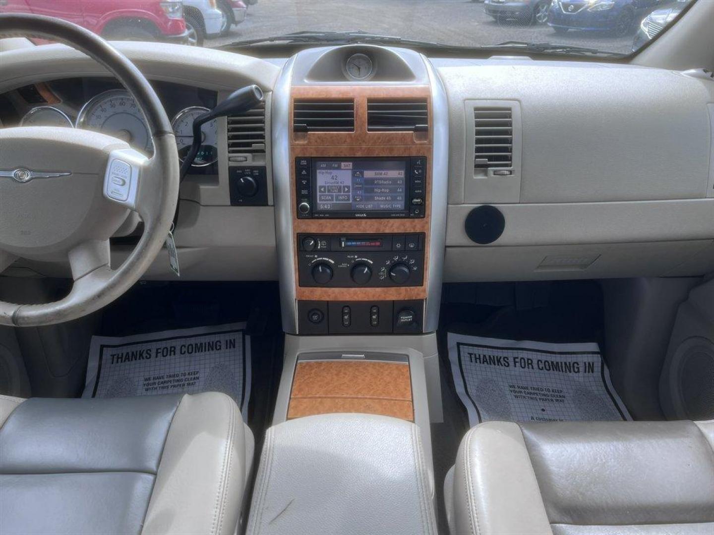 2008 Blue /Grey Chrysler Aspen (1A8HW58248F) with an 5.7l V8 SFI Hemi 5.7l engine, Automatic transmission, located at 745 East Steele Rd., West Columbia, SC, 29170, (803) 755-9148, 33.927212, -81.148483 - Special Internet Price! 2008 Chrysler Aspen with AM/FM radio, Cruise control, Backup camera, Sunroof, Leather interior, 3rd row seating, Rear entertainment, Powered driver seat, Powered windows, Powered door locks, Plus more! - Photo#11