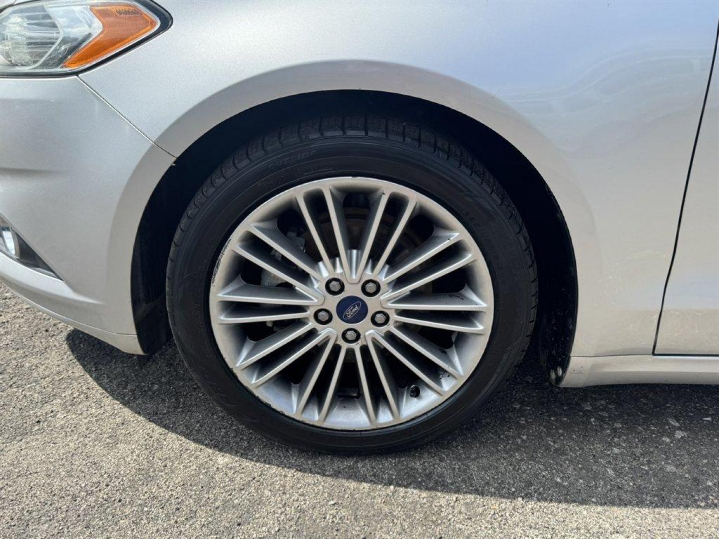 2014 Silver /Taupe Ford Fusion (3FA6P0HD5ER) with an 1.5l I-4 DI Dohc Ecoboost engine, Automatic transmission, located at 745 East Steele Rd., West Columbia, SC, 29170, (803) 755-9148, 33.927212, -81.148483 - Special Internet Price! 2014 Ford Fusion with AM/FM radio, Bluetooth, Backup camera, Navigation, Leather interior, Keyless entry, Sunroof, Powered windows, Powered door locks, Plus more! - Photo#36