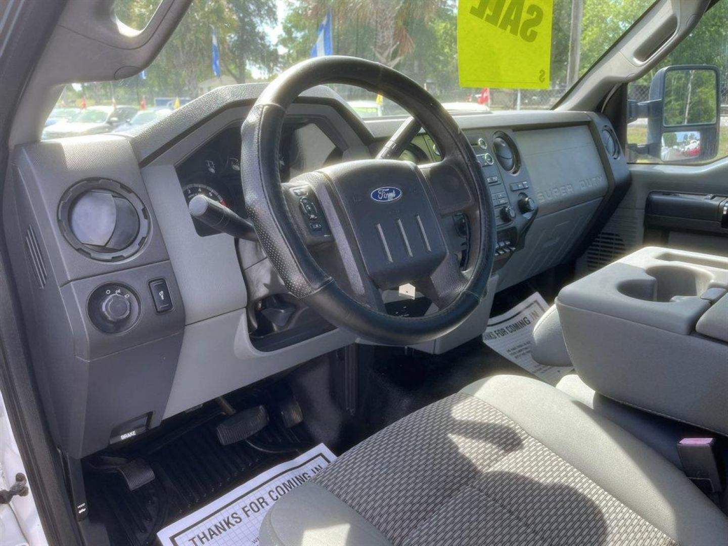 2011 White /Grey Ford F250sd (1FTBF2B65BE) with an 6.2l V8 EFI Sohc Flex 6.2 engine, Automatic transmission, located at 745 East Steele Rd., West Columbia, SC, 29170, (803) 755-9148, 33.927212, -81.148483 - Special Internet Price! 2011 Ford F250SD - Photo#6