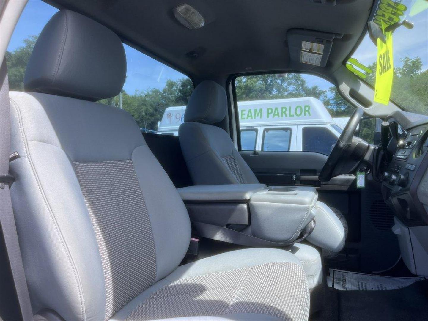 2011 White /Grey Ford F250sd (1FTBF2B65BE) with an 6.2l V8 EFI Sohc Flex 6.2 engine, Automatic transmission, located at 745 East Steele Rd., West Columbia, SC, 29170, (803) 755-9148, 33.927212, -81.148483 - Special Internet Price! 2011 Ford F250SD - Photo#17