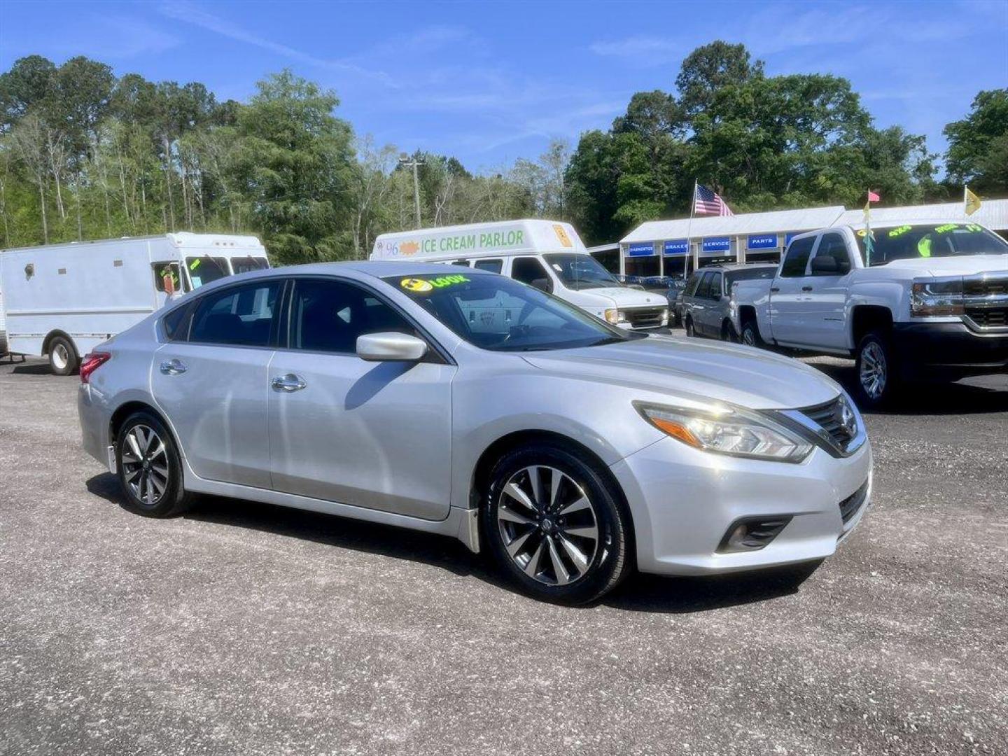 2017 Silver /Black Nissan Altima (1N4AL3AP0HC) with an 2.5l I-4 Smpi Dohc Cvtcs engine, Automatic transmission, located at 745 East Steele Rd., West Columbia, SC, 29170, (803) 755-9148, 33.927212, -81.148483 - Special Internet Price! 2017 Nissan Altima with AM/FM radio, Bluetooth, Cruise control, Backup camera, Powered driver seat, Cloth interior, Push to start, Keyless entry, Powered windows, Powered door locks, Plus more! - Photo#2