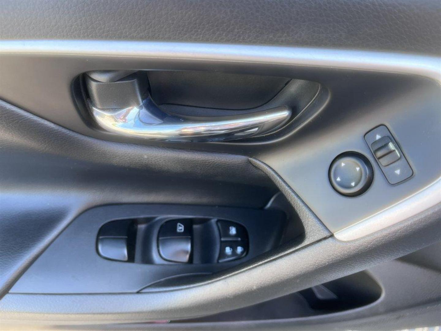 2017 Silver /Black Nissan Altima (1N4AL3AP0HC) with an 2.5l I-4 Smpi Dohc Cvtcs engine, Automatic transmission, located at 745 East Steele Rd., West Columbia, SC, 29170, (803) 755-9148, 33.927212, -81.148483 - Special Internet Price! 2017 Nissan Altima with AM/FM radio, Bluetooth, Cruise control, Backup camera, Powered driver seat, Cloth interior, Push to start, Keyless entry, Powered windows, Powered door locks, Plus more! - Photo#17