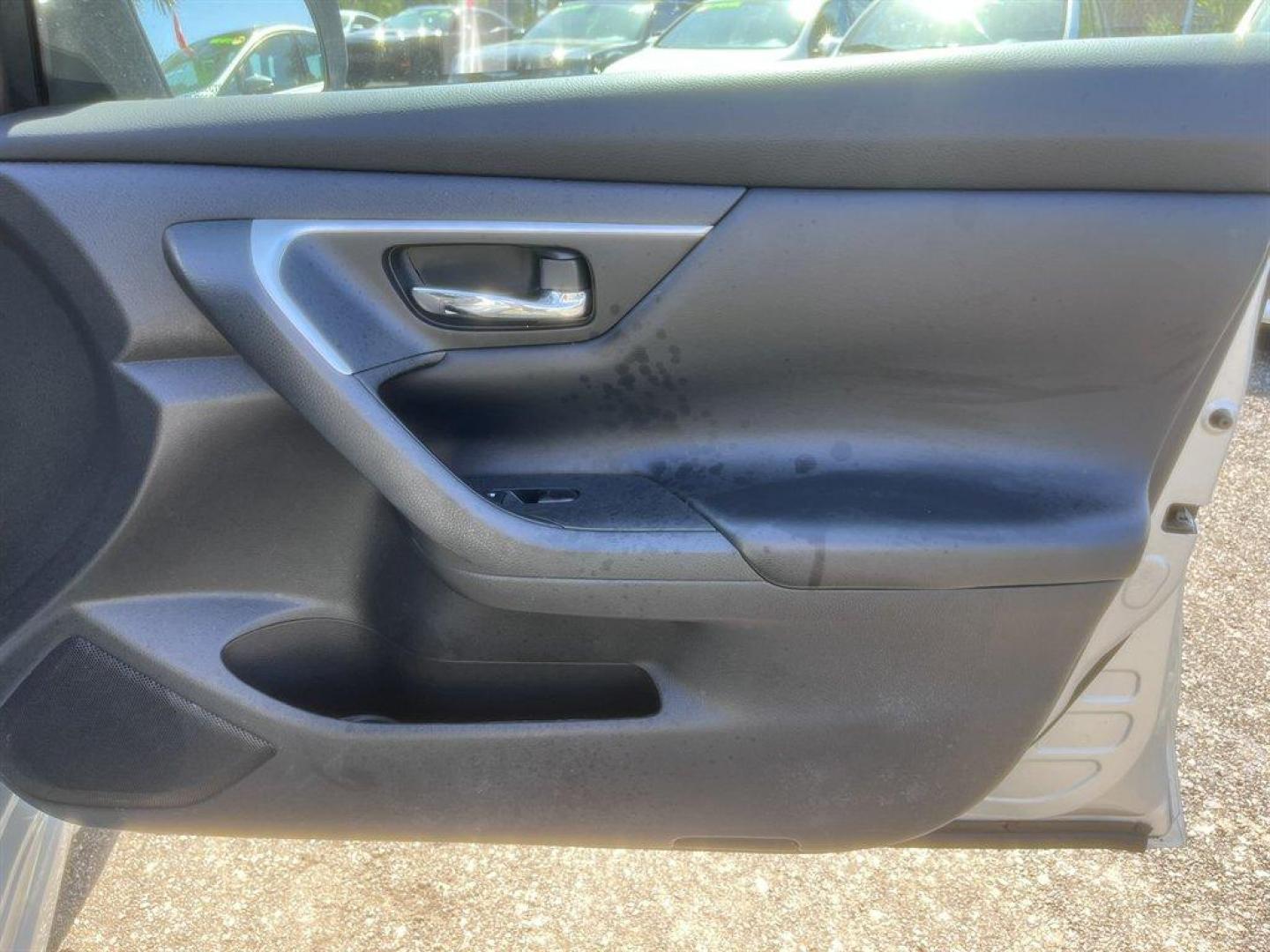 2017 Silver /Black Nissan Altima (1N4AL3AP0HC) with an 2.5l I-4 Smpi Dohc Cvtcs engine, Automatic transmission, located at 745 East Steele Rd., West Columbia, SC, 29170, (803) 755-9148, 33.927212, -81.148483 - Special Internet Price! 2017 Nissan Altima with AM/FM radio, Bluetooth, Cruise control, Backup camera, Powered driver seat, Cloth interior, Push to start, Keyless entry, Powered windows, Powered door locks, Plus more! - Photo#24