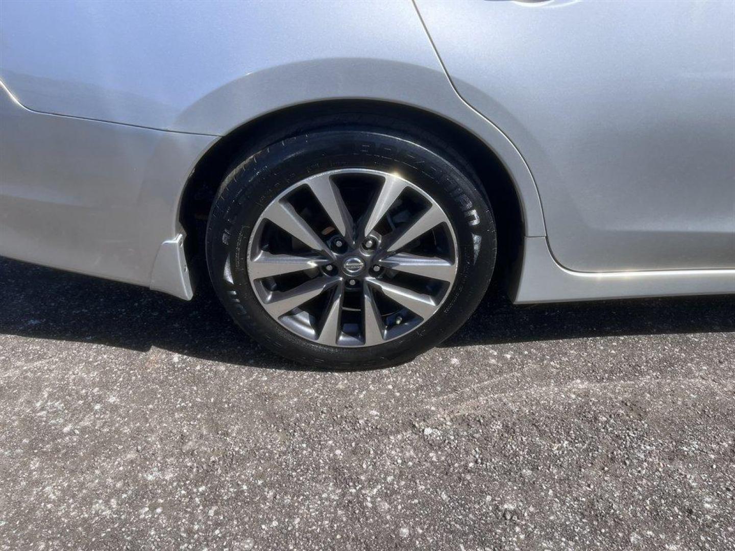 2017 Silver /Black Nissan Altima (1N4AL3AP0HC) with an 2.5l I-4 Smpi Dohc Cvtcs engine, Automatic transmission, located at 745 East Steele Rd., West Columbia, SC, 29170, (803) 755-9148, 33.927212, -81.148483 - Special Internet Price! 2017 Nissan Altima with AM/FM radio, Bluetooth, Cruise control, Backup camera, Powered driver seat, Cloth interior, Push to start, Keyless entry, Powered windows, Powered door locks, Plus more! - Photo#28