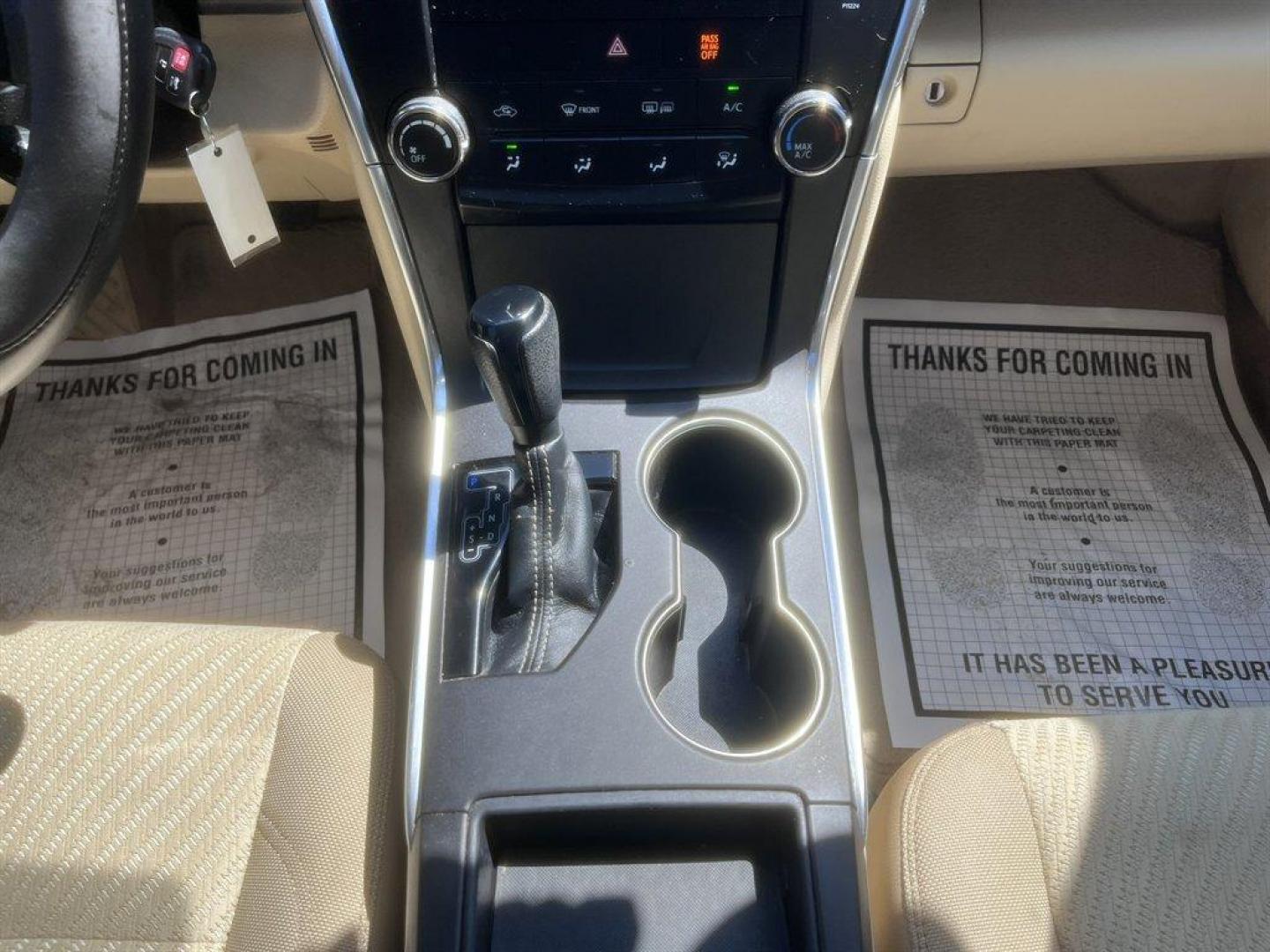 2016 White /Tan Toyota Camry (4T1BF1FK9GU) with an 2.5l I-4 SFI Dohc VVT-I 2 engine, Automatic transmission, located at 745 East Steele Rd., West Columbia, SC, 29170, (803) 755-9148, 33.927212, -81.148483 - Special Internet Price! 2016 Toyota Camry LE with AM/FM radio, Backup camera, Cruise control, Cloth interior, Keyless entry, Powered driver seat, Powered windows, Powered door locks, Plus more! - Photo#15