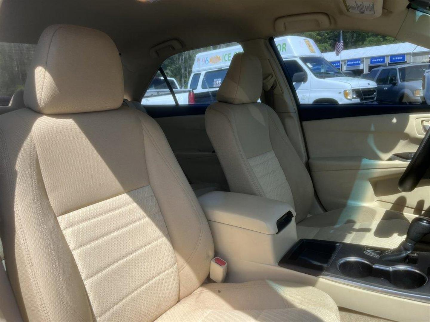 2016 White /Tan Toyota Camry (4T1BF1FK9GU) with an 2.5l I-4 SFI Dohc VVT-I 2 engine, Automatic transmission, located at 745 East Steele Rd., West Columbia, SC, 29170, (803) 755-9148, 33.927212, -81.148483 - Special Internet Price! 2016 Toyota Camry LE with AM/FM radio, Backup camera, Cruise control, Cloth interior, Keyless entry, Powered driver seat, Powered windows, Powered door locks, Plus more! - Photo#27