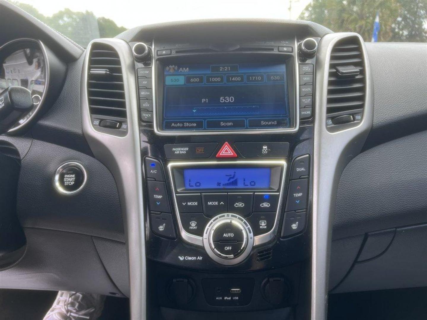 2014 Blue /Black Hyundai Elantra (KMHD35LHXEU) with an 2.0l I-4 DI Dohc Cvvt 2.0 engine, Automatic transmission, located at 745 East Steele Rd., West Columbia, SC, 29170, (803) 755-9148, 33.927212, -81.148483 - Special Internet Price! 2014 Hyundai Elantra with AM/FM radio, Backup camera, Bluetooth, Navigation, Sunroof, Cruise control, Leather interior, Powered windows, Powered door locks, Plus more! - Photo#11