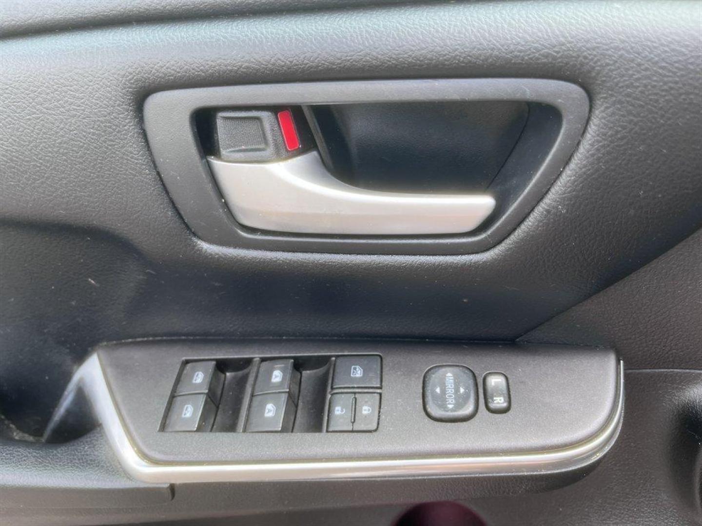 2017 Black /Black Toyota Camry (4T1BF1FK6HU) with an 2.5l I-4 SFI Dohc VVT-I 2 engine, Automatic transmission, located at 745 East Steele Rd., West Columbia, SC, 29170, (803) 755-9148, 33.927212, -81.148483 - Special Internet Price! 2017 Toyota Camry with AM/FM radio, Bluetooth, Backup camera, Navigation, Cruise control, Keyless entry, Powered driver seat, Leather interior, Powered windows, Powered door locks, Plus more! - Photo#17