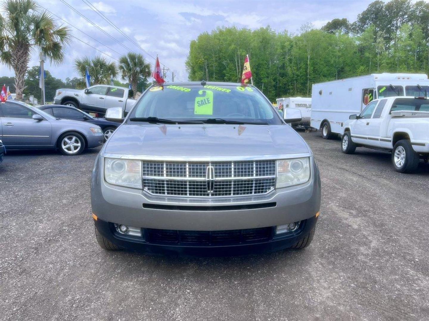 2008 Silver /Grey Lincoln MKX (2LMDU68C28B) with an 3.5l V6 SFI Dohc 24v 3.5l engine, Automatic transmission, located at 745 East Steele Rd., West Columbia, SC, 29170, (803) 755-9148, 33.927212, -81.148483 - Special Internet Price! 2008 Lincoln MKX with AM/FM radio, Backup camera, Navigation, Sunroof, Leather interior, Powered front seats, Powered liftgate, Powered windows, Powered door locks, Plus more! - Photo#1
