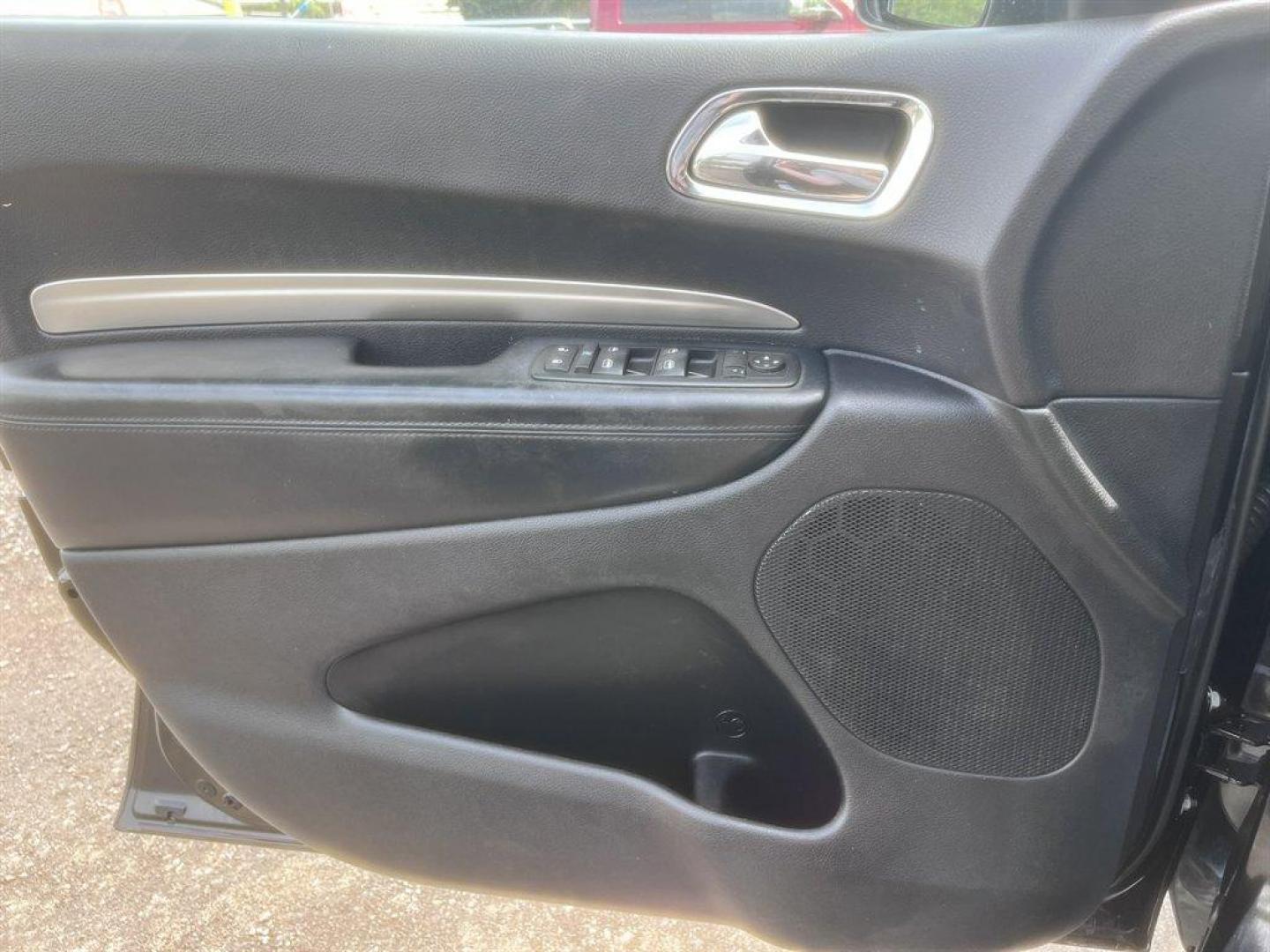 2011 Black /Black Dodge Durango (1D4RD2GG8BC) with an 3.6l V6 MPI Dohc 3.6l engine, Automatic transmission, located at 745 East Steele Rd., West Columbia, SC, 29170, (803) 755-9148, 33.927212, -81.148483 - Special Internet Price! 2011 Dodge Durango with AM/FM radio, Backup camera, Cruise control, 3rd row seating, Cloth interior, Powered windows, Powered door locks, Plus more! - Photo#16