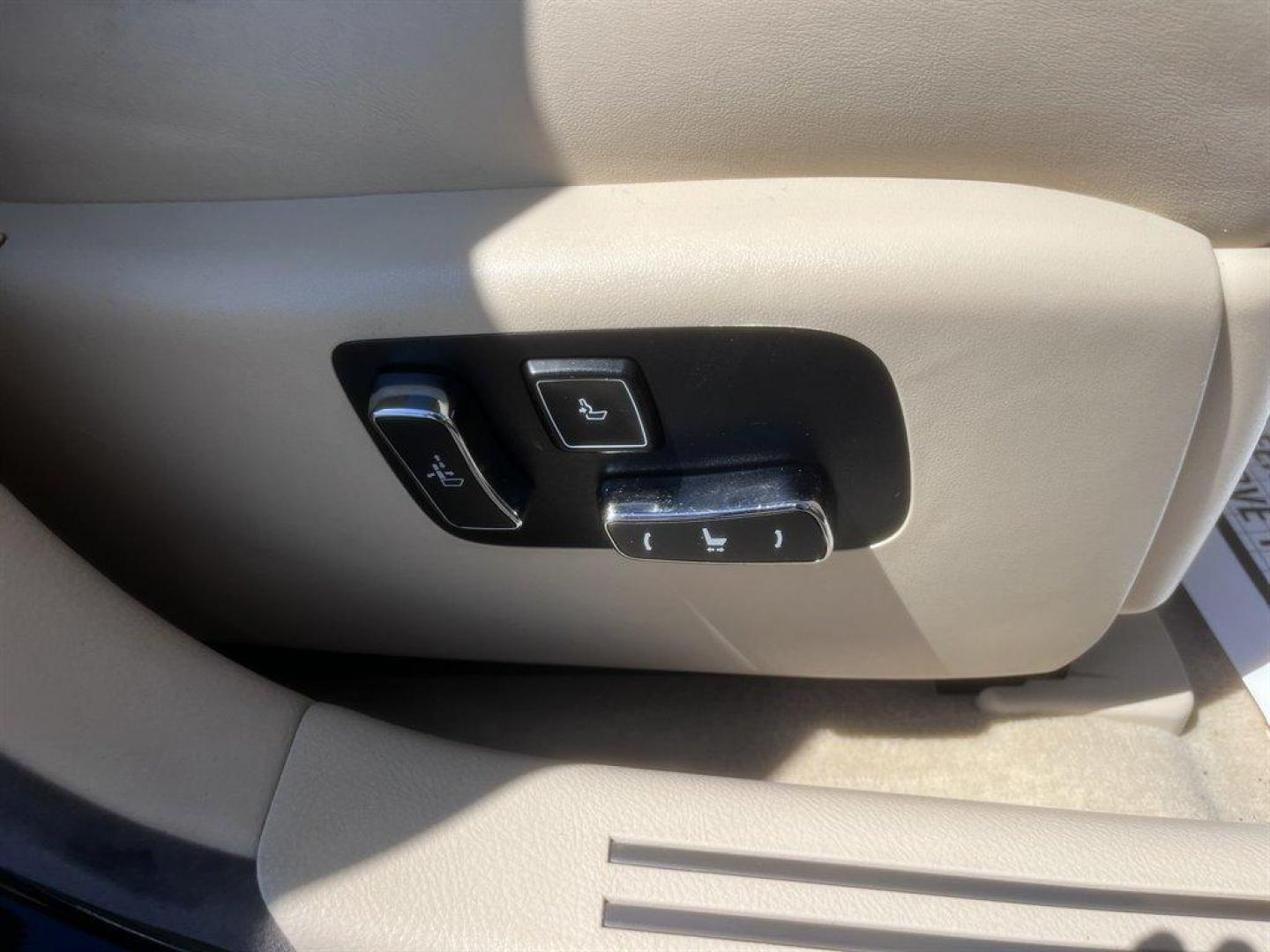 2013 Black /Tan Lexus LS 460 (JTHBL5EF9D5) with an 4.6l V8 SFI Dohc VVT-I 4. engine, Automatic transmission, located at 745 East Steele Rd., West Columbia, SC, 29170, (803) 755-9148, 33.927212, -81.148483 - Special Internet Price! 2013 Lexus LS with AM/FM radio, Backup camera, Navigation, Sunroof, Push to start, Keyless entry, Powered front seats, Heating and cooling front seats, Leather interior, Powered windows, Powered door locks, Plus more! - Photo#33