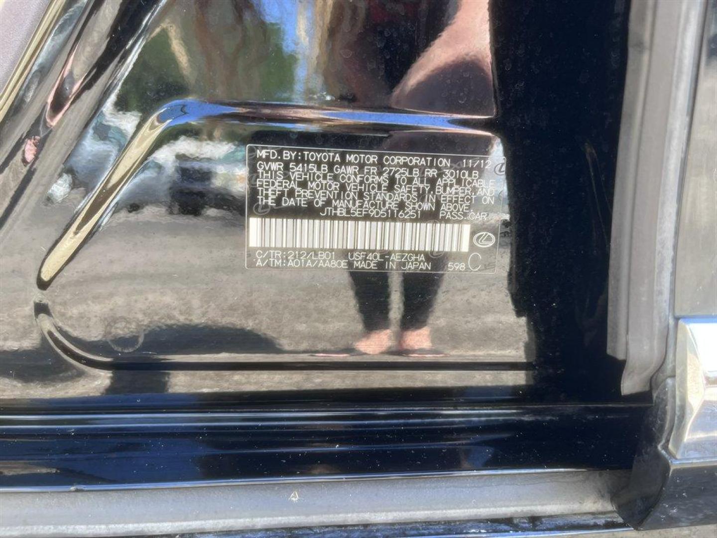 2013 Black /Tan Lexus LS 460 (JTHBL5EF9D5) with an 4.6l V8 SFI Dohc VVT-I 4. engine, Automatic transmission, located at 745 East Steele Rd., West Columbia, SC, 29170, (803) 755-9148, 33.927212, -81.148483 - Special Internet Price! 2013 Lexus LS with AM/FM radio, Backup camera, Navigation, Sunroof, Push to start, Keyless entry, Powered front seats, Heating and cooling front seats, Leather interior, Powered windows, Powered door locks, Plus more! - Photo#39