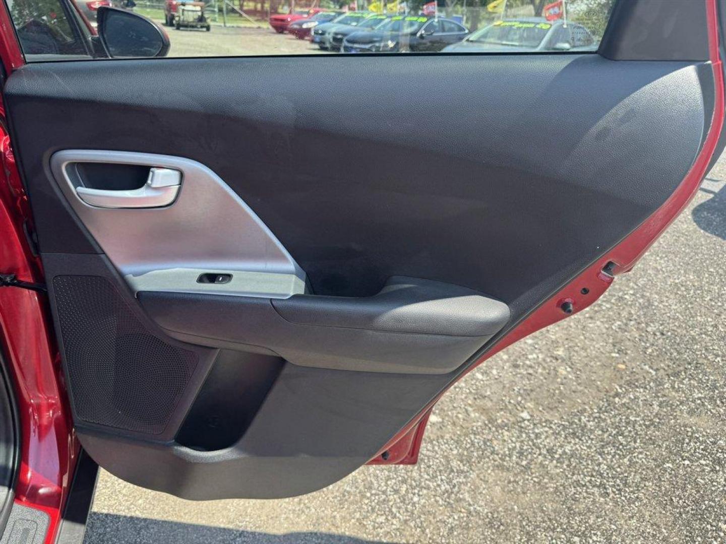 2019 Red /Black Kia Niro (KNDCB3LC2K5) with an 1.6l I-4 DI Dohc Hybrid 1 engine, Automatic transmission, located at 745 East Steele Rd., West Columbia, SC, 29170, (803) 755-9148, 33.927212, -81.148483 - Special Internet Price! 2019 Kia Niro with AM/FM radio, Backup camera, Bluetooth, Cruise control, Cloth interior, Powered windows, Powered door locks, Plus more! - Photo#25