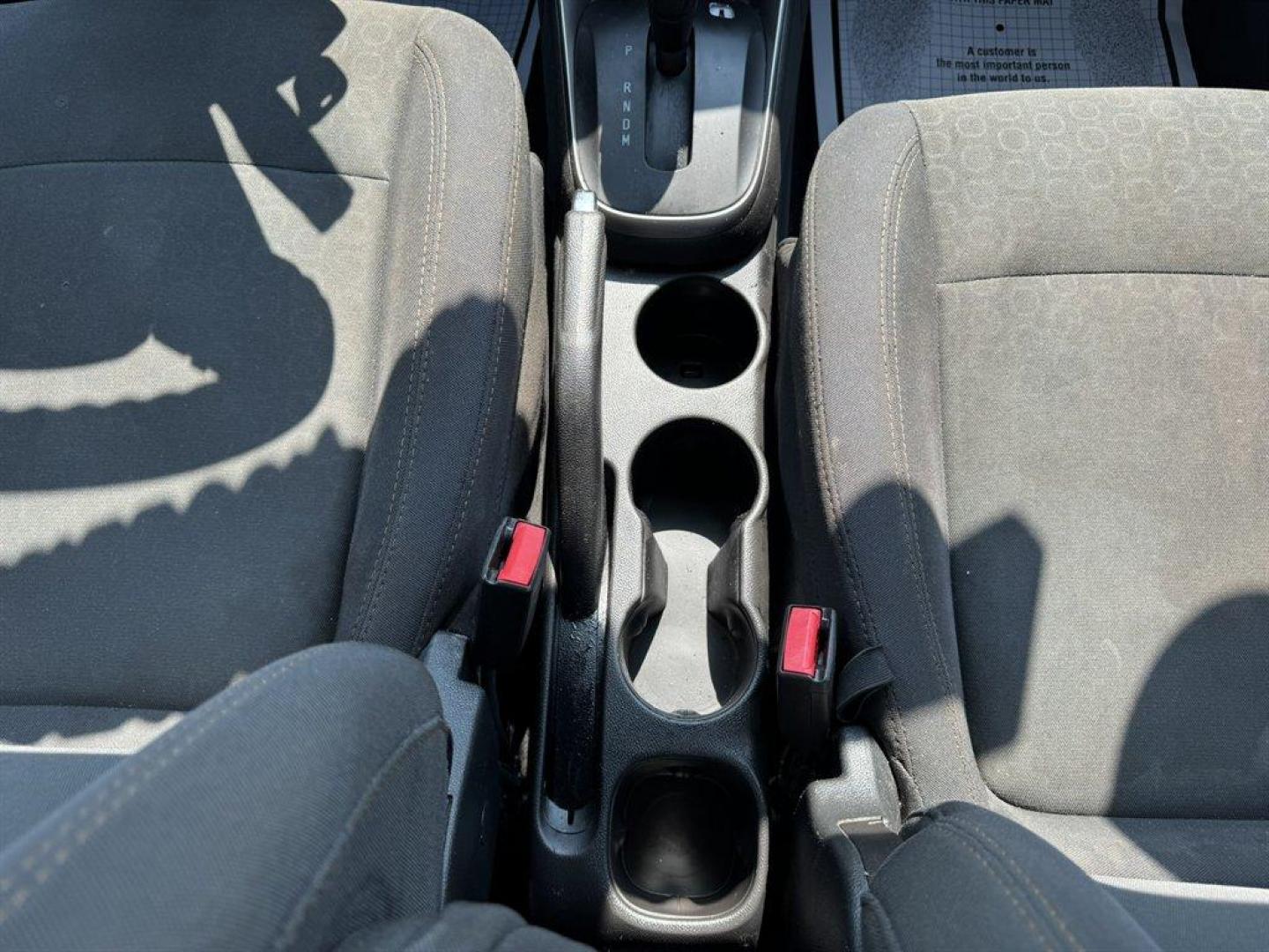 2018 Blue /Black Chevrolet Trax (3GNCJKSB5JL) with an 1.4l I-4 MFI Dohc T/C 1.4 engine, Automatic transmission, located at 745 East Steele Rd., West Columbia, SC, 29170, (803) 755-9148, 33.927212, -81.148483 - Special Internet Price! 2018 Chevrolet Trax with AM/FM radio, Backup camera, Cruise control, Cloth interior, Powered windows, Powered door locks, Plus more! - Photo#14