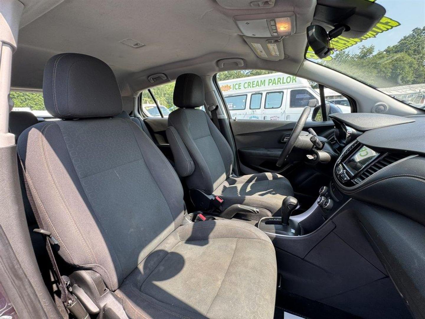 2018 Blue /Black Chevrolet Trax (3GNCJKSB5JL) with an 1.4l I-4 MFI Dohc T/C 1.4 engine, Automatic transmission, located at 745 East Steele Rd., West Columbia, SC, 29170, (803) 755-9148, 33.927212, -81.148483 - Special Internet Price! 2018 Chevrolet Trax with AM/FM radio, Backup camera, Cruise control, Cloth interior, Powered windows, Powered door locks, Plus more! - Photo#24