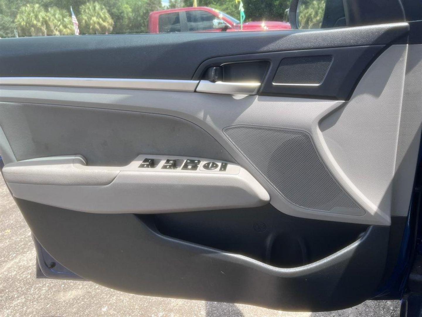 2020 Blue /Grey Hyundai Elantra (5NPD84LF9LH) with an 2.0l I-4 MPI Dohc 2.0l engine, Automatic transmission, located at 745 East Steele Rd., West Columbia, SC, 29170, (803) 755-9148, 33.927212, -81.148483 - Special Internet Price! 2020 Hyundai Elantra with AM/FM radio, Backup camera, Cruise control, Cloth interior, Powered windows, Powered door locks, Plus more! - Photo#17