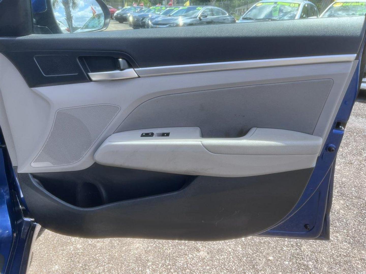 2020 Blue /Grey Hyundai Elantra (5NPD84LF9LH) with an 2.0l I-4 MPI Dohc 2.0l engine, Automatic transmission, located at 745 East Steele Rd., West Columbia, SC, 29170, (803) 755-9148, 33.927212, -81.148483 - Special Internet Price! 2020 Hyundai Elantra with AM/FM radio, Backup camera, Cruise control, Cloth interior, Powered windows, Powered door locks, Plus more! - Photo#24