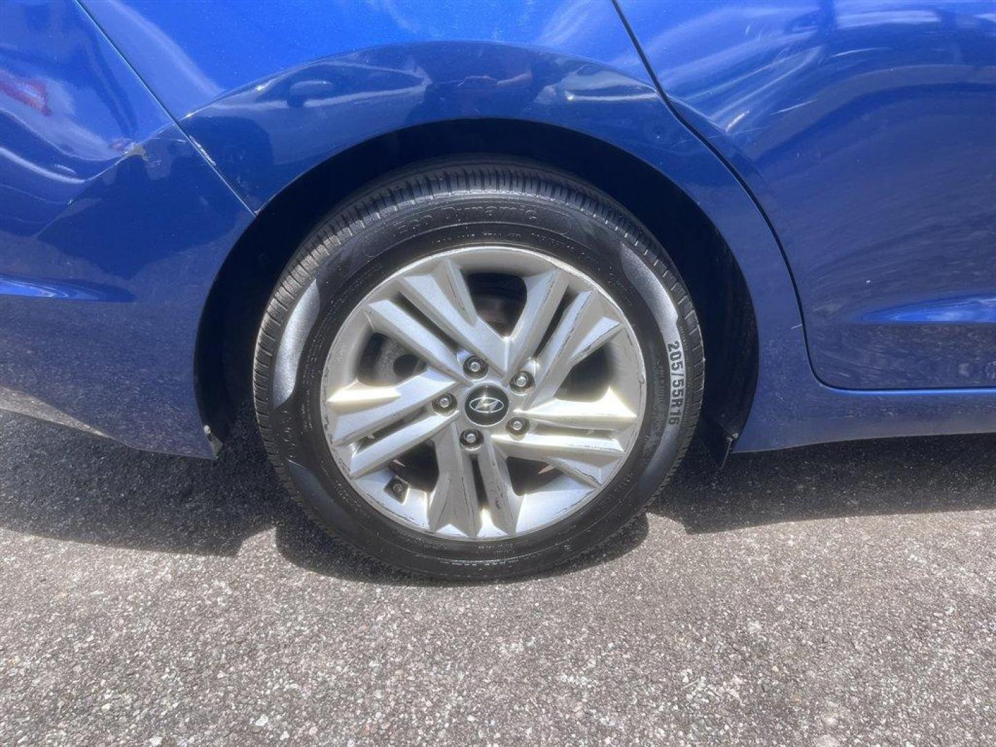 2020 Blue /Grey Hyundai Elantra (5NPD84LF9LH) with an 2.0l I-4 MPI Dohc 2.0l engine, Automatic transmission, located at 745 East Steele Rd., West Columbia, SC, 29170, (803) 755-9148, 33.927212, -81.148483 - Special Internet Price! 2020 Hyundai Elantra with AM/FM radio, Backup camera, Cruise control, Cloth interior, Powered windows, Powered door locks, Plus more! - Photo#27