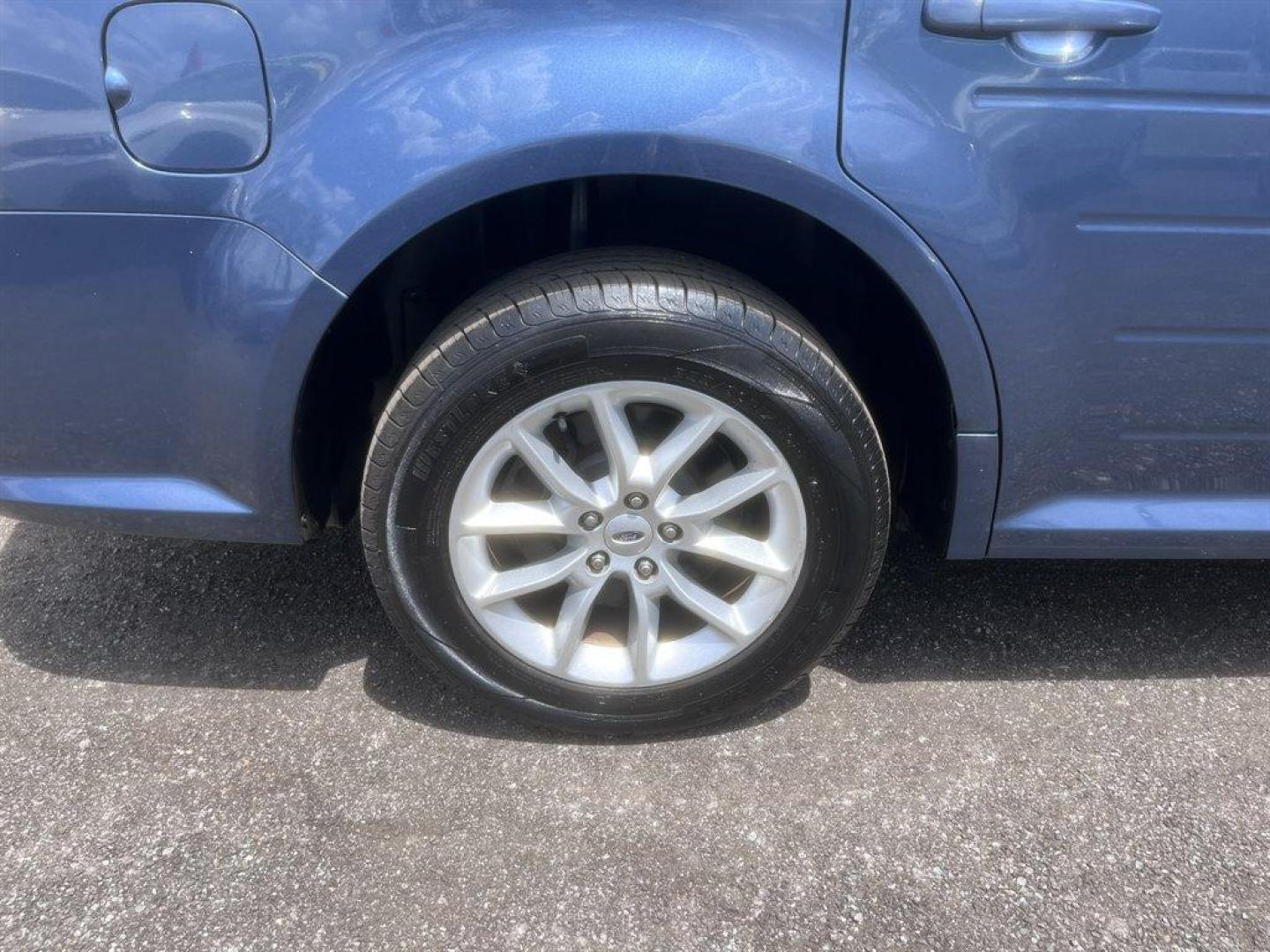 2018 Blue /Taupe Ford Flex (2FMGK5B85JB) with an 3.5l V6 Smpi TI-VCT 3.5l engine, Automatic transmission, located at 745 East Steele Rd., West Columbia, SC, 29170, (803) 755-9148, 33.927212, -81.148483 - Special Internet Price! 2018 Ford Flex - Photo#32