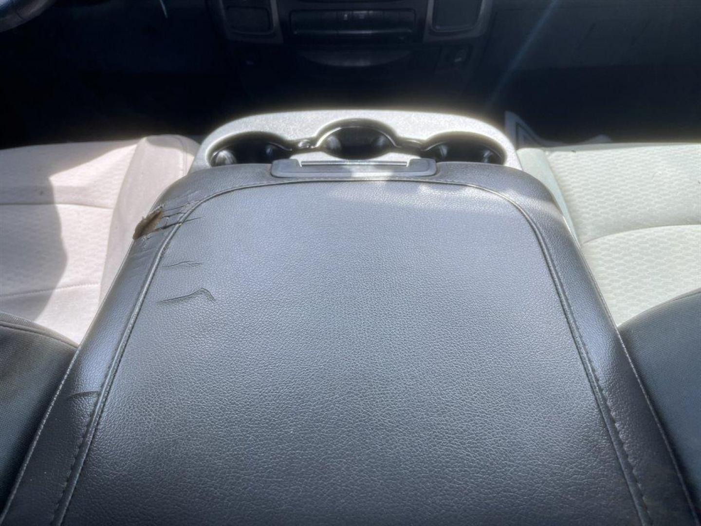 2015 Black /Grey Ram 1500 (1C6RR6FTXFS) with an 5.7l V8 Smpi Hemi 5.7l engine, Automatic transmission, located at 745 East Steele Rd., West Columbia, SC, 29170, (803) 755-9148, 33.927212, -81.148483 - Special Internet Price! 2015 Ram 1500 with AM/FM radio, Backup camera, Cruise control, Keyless entry, Cloth interior, Powered windows, Powered door locks, Plus more! - Photo#15