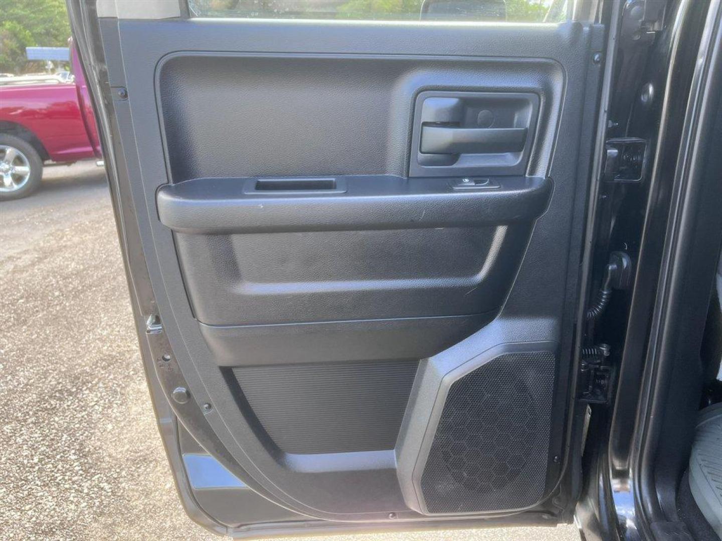 2015 Black /Grey Ram 1500 (1C6RR6FTXFS) with an 5.7l V8 Smpi Hemi 5.7l engine, Automatic transmission, located at 745 East Steele Rd., West Columbia, SC, 29170, (803) 755-9148, 33.927212, -81.148483 - Special Internet Price! 2015 Ram 1500 with AM/FM radio, Backup camera, Cruise control, Keyless entry, Cloth interior, Powered windows, Powered door locks, Plus more! - Photo#21