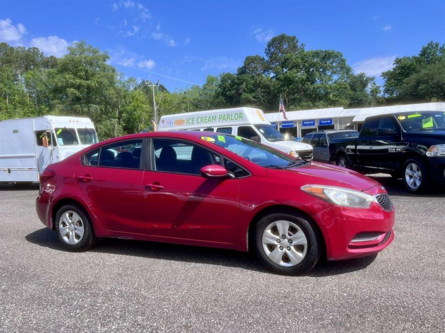 2016 Red /Black Kia Forte (KNAFK4A66G5) with an 1.8l I-4 MPI 1.8l engine, Automatic transmission, located at 745 East Steele Rd., West Columbia, SC, 29170, (803) 755-9148, 33.927212, -81.148483 - Special Internet Price! 2016 Kia Forte with AM/FM radio, Cruise control, Keyless entry, Cloth interior, Powered windows, Powered door locks, Plus more! - Photo#2