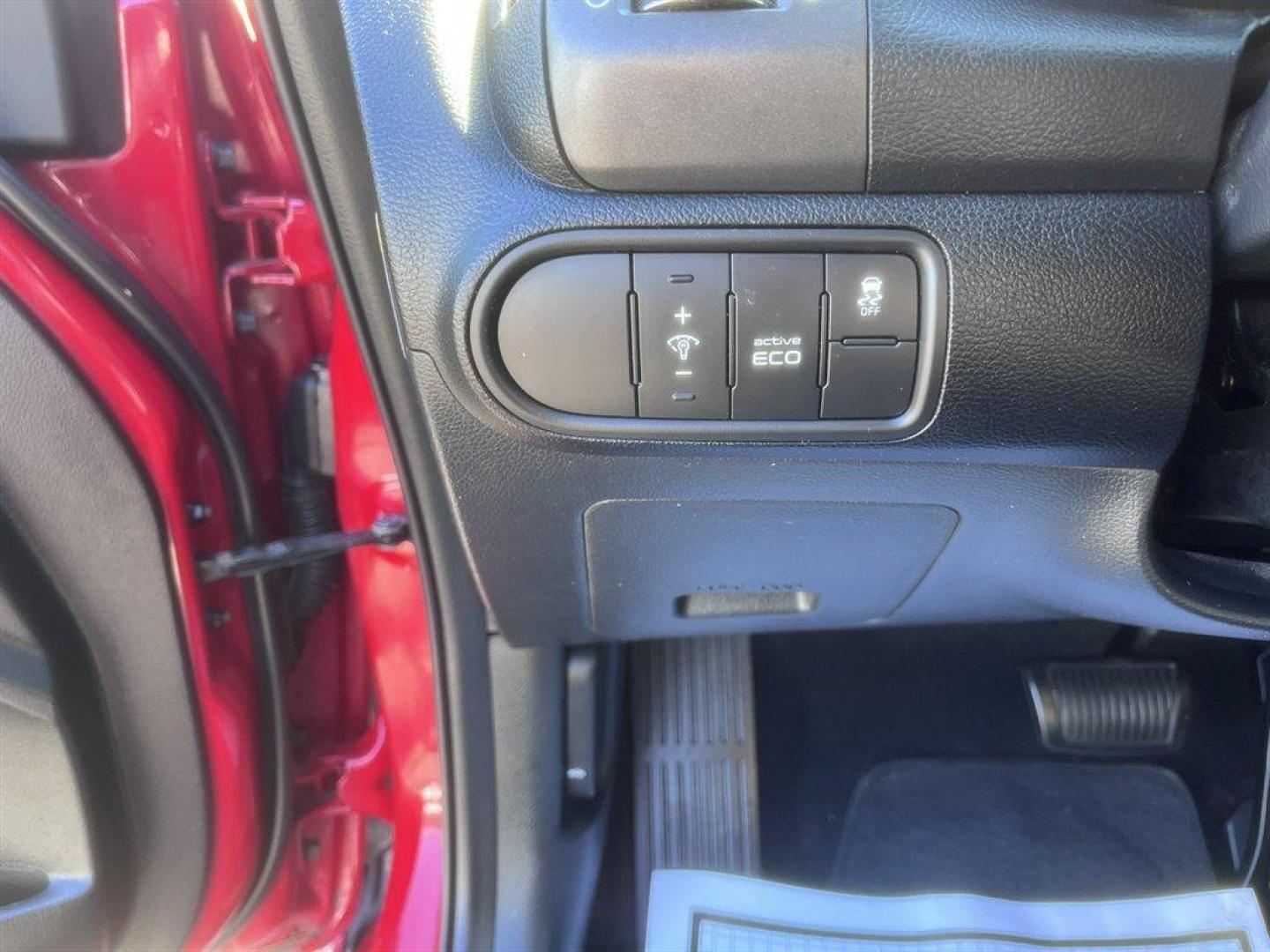 2016 Red /Black Kia Forte (KNAFK4A66G5) with an 1.8l I-4 MPI 1.8l engine, Automatic transmission, located at 745 East Steele Rd., West Columbia, SC, 29170, (803) 755-9148, 33.927212, -81.148483 - Special Internet Price! 2016 Kia Forte with AM/FM radio, Cruise control, Keyless entry, Cloth interior, Powered windows, Powered door locks, Plus more! - Photo#16