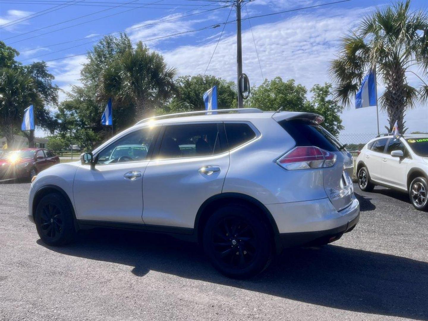2015 Silver /Black Nissan Rogue (5N1AT2MT5FC) with an 2.5l I-4 MPI Dohc 2.5l engine, Automatic transmission, located at 745 East Steele Rd., West Columbia, SC, 29170, (803) 755-9148, 33.927212, -81.148483 - Special Internet Price! 2015 Nissan Rogue with AM/FM radio, Backup camera, Navigation, Push to start, Keyless entry, Cruise control, Panoramic sunroof, Leather interior, Heated front seats, Powered windows, Powered door locks, Plus more! - Photo#5
