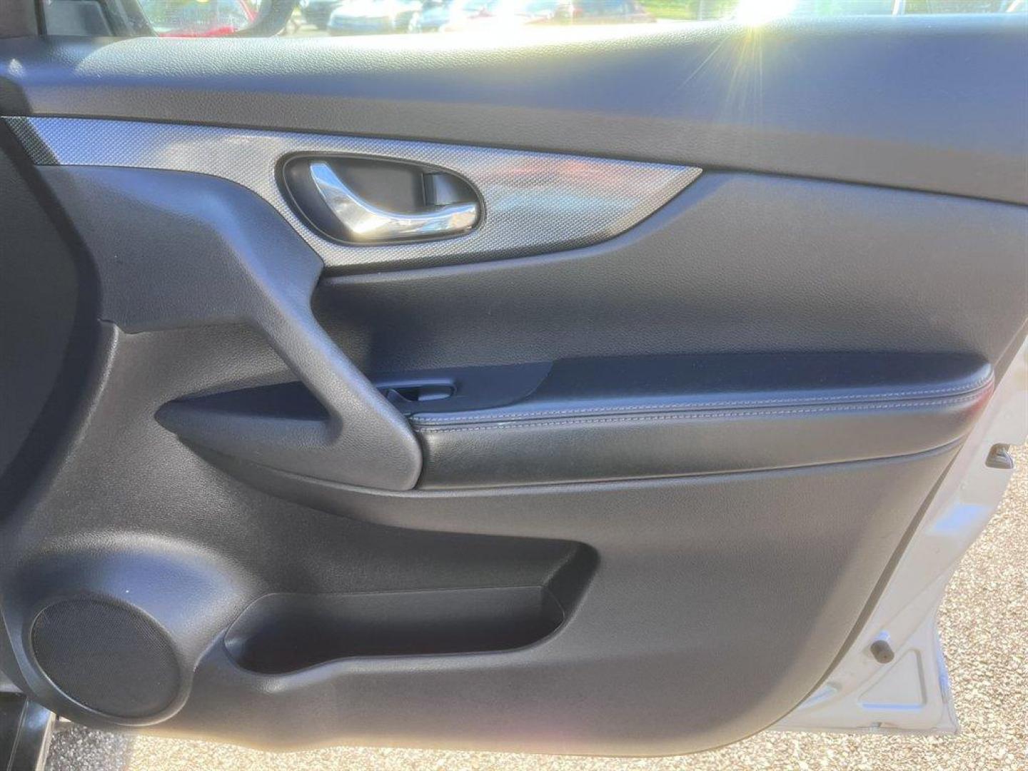 2015 Silver /Black Nissan Rogue (5N1AT2MT5FC) with an 2.5l I-4 MPI Dohc 2.5l engine, Automatic transmission, located at 745 East Steele Rd., West Columbia, SC, 29170, (803) 755-9148, 33.927212, -81.148483 - Special Internet Price! 2015 Nissan Rogue with AM/FM radio, Backup camera, Navigation, Push to start, Keyless entry, Cruise control, Panoramic sunroof, Leather interior, Heated front seats, Powered windows, Powered door locks, Plus more! - Photo#28