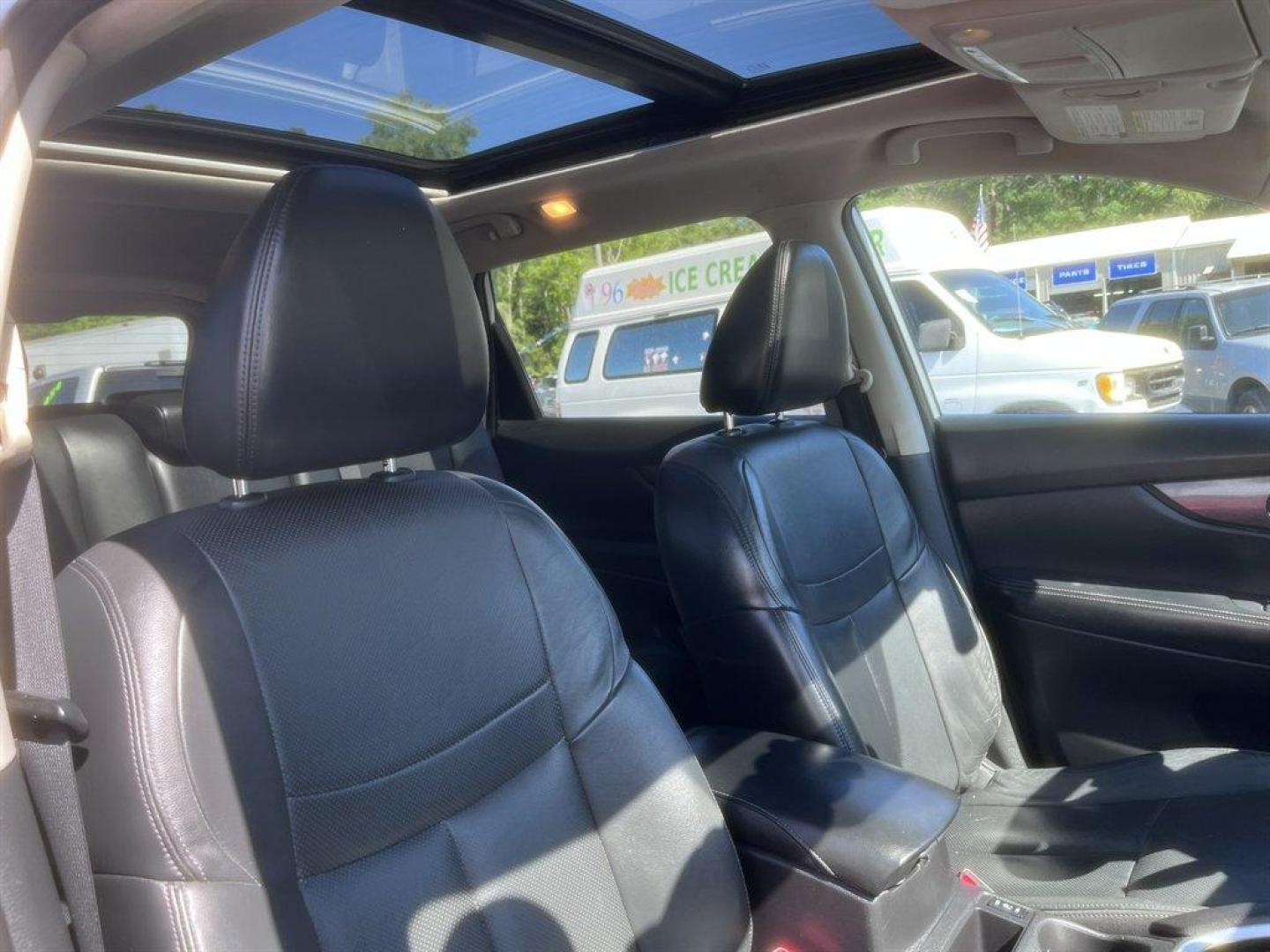 2015 Silver /Black Nissan Rogue (5N1AT2MT5FC) with an 2.5l I-4 MPI Dohc 2.5l engine, Automatic transmission, located at 745 East Steele Rd., West Columbia, SC, 29170, (803) 755-9148, 33.927212, -81.148483 - Special Internet Price! 2015 Nissan Rogue with AM/FM radio, Backup camera, Navigation, Push to start, Keyless entry, Cruise control, Panoramic sunroof, Leather interior, Heated front seats, Powered windows, Powered door locks, Plus more! - Photo#29