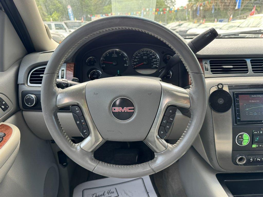 2007 Gold /Grey GMC Yukon (1GKFK13087J) with an 5.3l V8 SFI Flex 5.3l engine, Automatic transmission, located at 745 East Steele Rd., West Columbia, SC, 29170, (803) 755-9148, 33.927212, -81.148483 - Photo#7