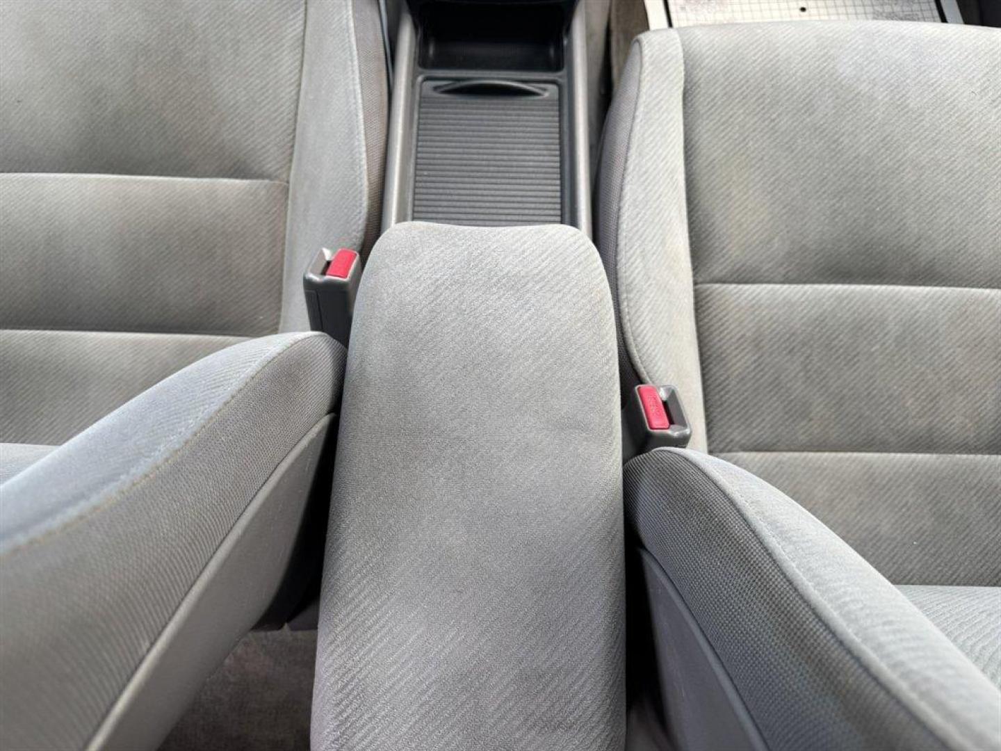 2010 Grey /Grey Honda Civic (2HGFA1F56AH) with an 1.8l I-4 MPI Sohc 1.8l engine, Automatic transmission, located at 745 East Steele Rd., West Columbia, SC, 29170, (803) 755-9148, 33.927212, -81.148483 - Special Internet Price! 2010 Honda Civic - Photo#13