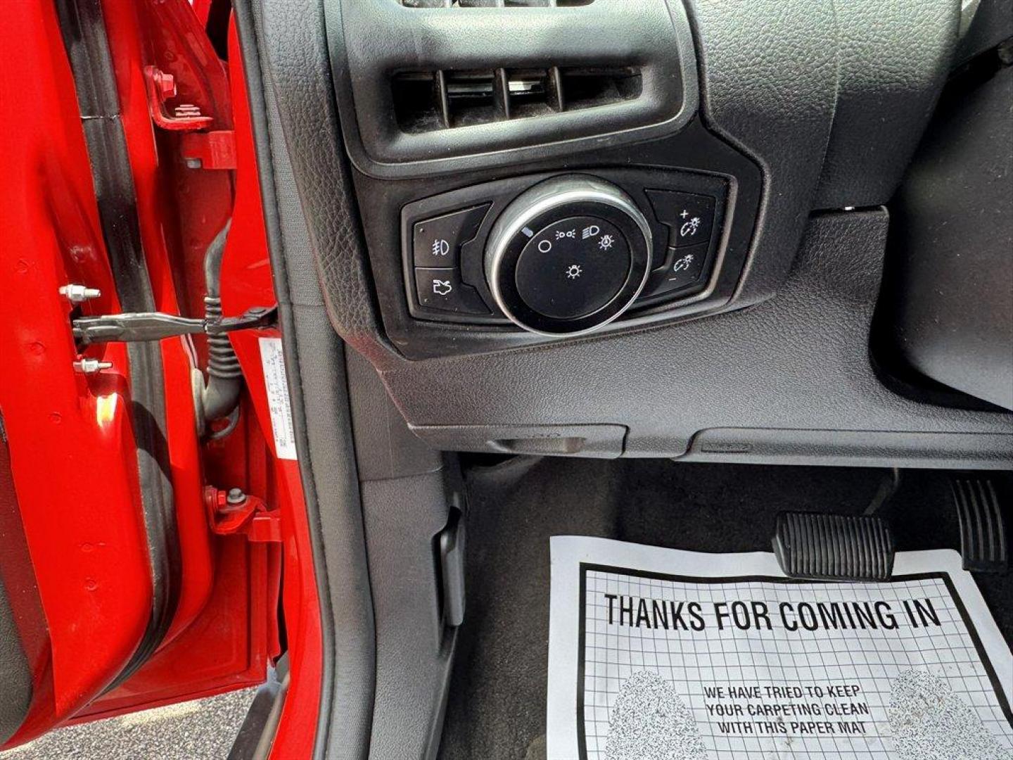 2016 Red /Black Ford Focus (1FADP3F24GL) with an 2.0l I-4 DI Dohc Flex 2.0 engine, Automatic transmission, located at 745 East Steele Rd., West Columbia, SC, 29170, (803) 755-9148, 33.927212, -81.148483 - Special Internet Price! 2016 Ford Focus with AM/FM radio, Backup camera, Navigation, Cruise control, Sunroof, Leather interior, Powered driver seat, Powered windows, Powered door locks, Plus more! - Photo#19