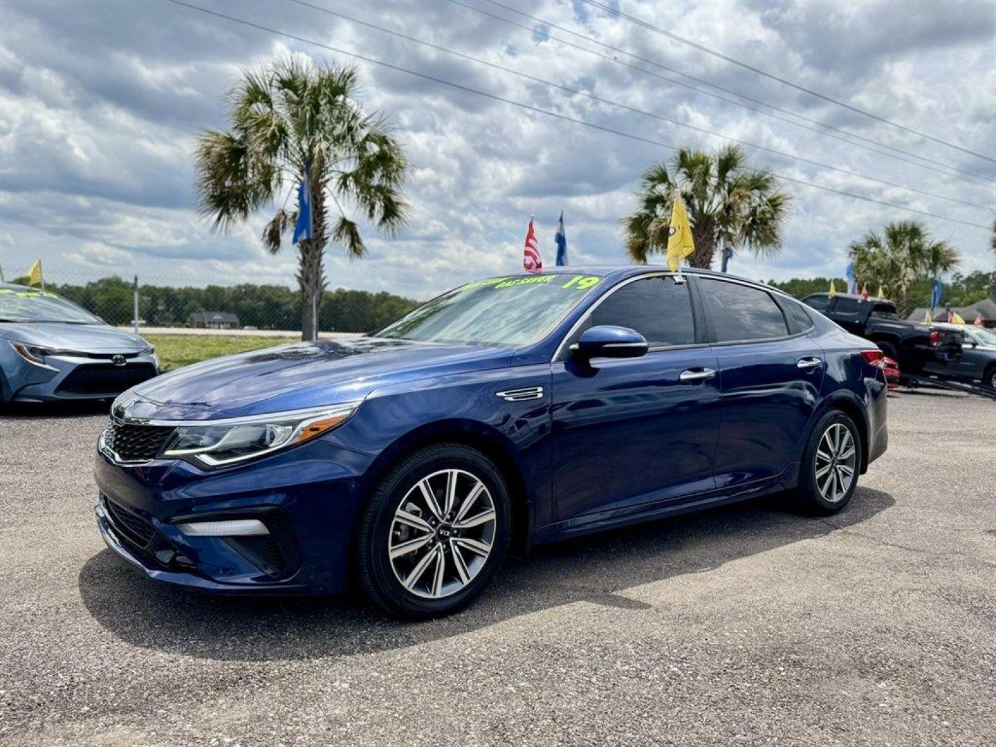 2019 Blue /Black Kia Optima (5XXGT4L37KG) with an 2.4l I-4 DI Dohc 2.4l engine, Automatic transmission, located at 745 East Steele Rd., West Columbia, SC, 29170, (803) 755-9148, 33.927212, -81.148483 - Special Internet Price! 2019 Kia Optima with AM/FM radio, Backup camera, Cruise control, Cloth interior, Keyless entry, Powered windows, Powered door locks, Plus more! - Photo#0
