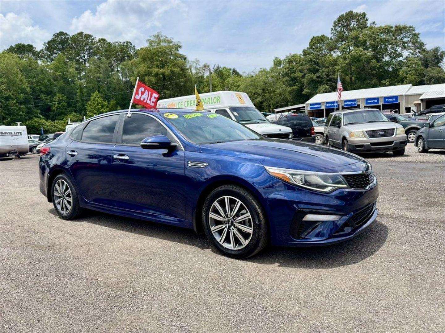 2019 Blue /Black Kia Optima (5XXGT4L37KG) with an 2.4l I-4 DI Dohc 2.4l engine, Automatic transmission, located at 745 East Steele Rd., West Columbia, SC, 29170, (803) 755-9148, 33.927212, -81.148483 - Special Internet Price! 2019 Kia Optima with AM/FM radio, Backup camera, Cruise control, Cloth interior, Keyless entry, Powered windows, Powered door locks, Plus more! - Photo#2