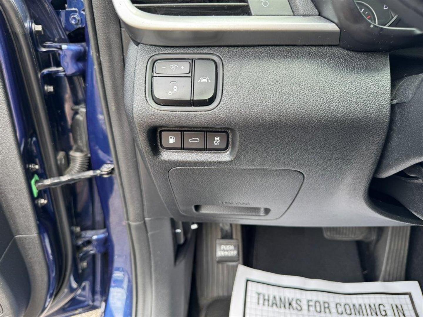 2019 Blue /Black Kia Optima (5XXGT4L37KG) with an 2.4l I-4 DI Dohc 2.4l engine, Automatic transmission, located at 745 East Steele Rd., West Columbia, SC, 29170, (803) 755-9148, 33.927212, -81.148483 - Special Internet Price! 2019 Kia Optima with AM/FM radio, Backup camera, Cruise control, Cloth interior, Keyless entry, Powered windows, Powered door locks, Plus more! - Photo#16