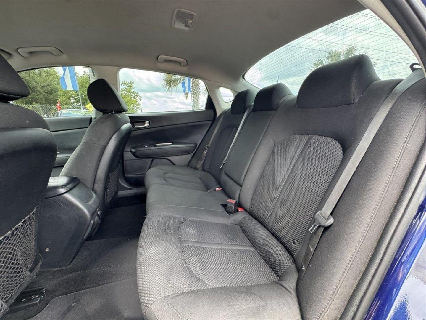 2019 Blue /Black Kia Optima (5XXGT4L37KG) with an 2.4l I-4 DI Dohc 2.4l engine, Automatic transmission, located at 745 East Steele Rd., West Columbia, SC, 29170, (803) 755-9148, 33.927212, -81.148483 - Special Internet Price! 2019 Kia Optima with AM/FM radio, Backup camera, Cruise control, Cloth interior, Keyless entry, Powered windows, Powered door locks, Plus more! - Photo#21