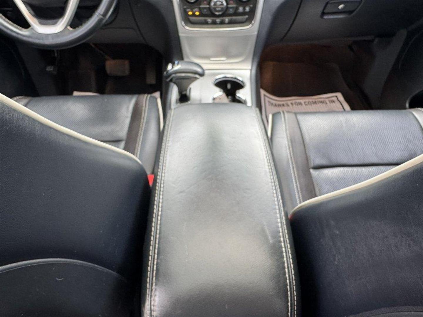 2014 Blue /Black Jeep Grand Cherokee (1C4RJFCG5EC) with an 3.6l V6 MPI Dohc VVT Flex engine, Automatic transmission, located at 745 East Steele Rd., West Columbia, SC, 29170, (803) 755-9148, 33.927212, -81.148483 - Special Internet Price! 2014 Jeep Grand Cherokee with AM/FM radio, Bluetooth, Backup camera, Navigation, Cruise control, Panoramic sunroof, Leather interior, Keyless entry, Push to start, Powered windows, Powered door locks, Plus more! - Photo#16