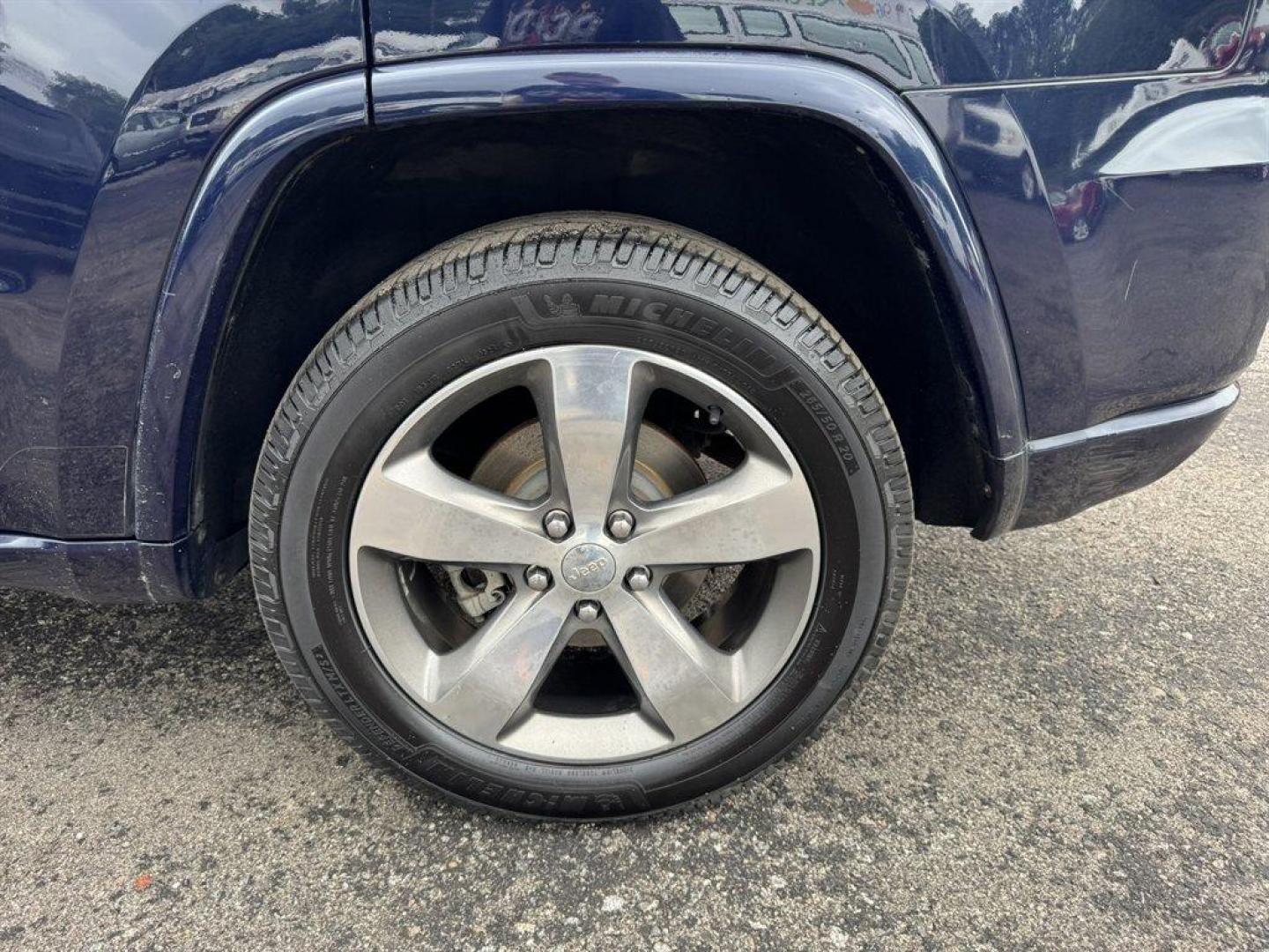 2014 Blue /Black Jeep Grand Cherokee (1C4RJFCG5EC) with an 3.6l V6 MPI Dohc VVT Flex engine, Automatic transmission, located at 745 East Steele Rd., West Columbia, SC, 29170, (803) 755-9148, 33.927212, -81.148483 - Special Internet Price! 2014 Jeep Grand Cherokee with AM/FM radio, Bluetooth, Backup camera, Navigation, Cruise control, Panoramic sunroof, Leather interior, Keyless entry, Push to start, Powered windows, Powered door locks, Plus more! - Photo#40