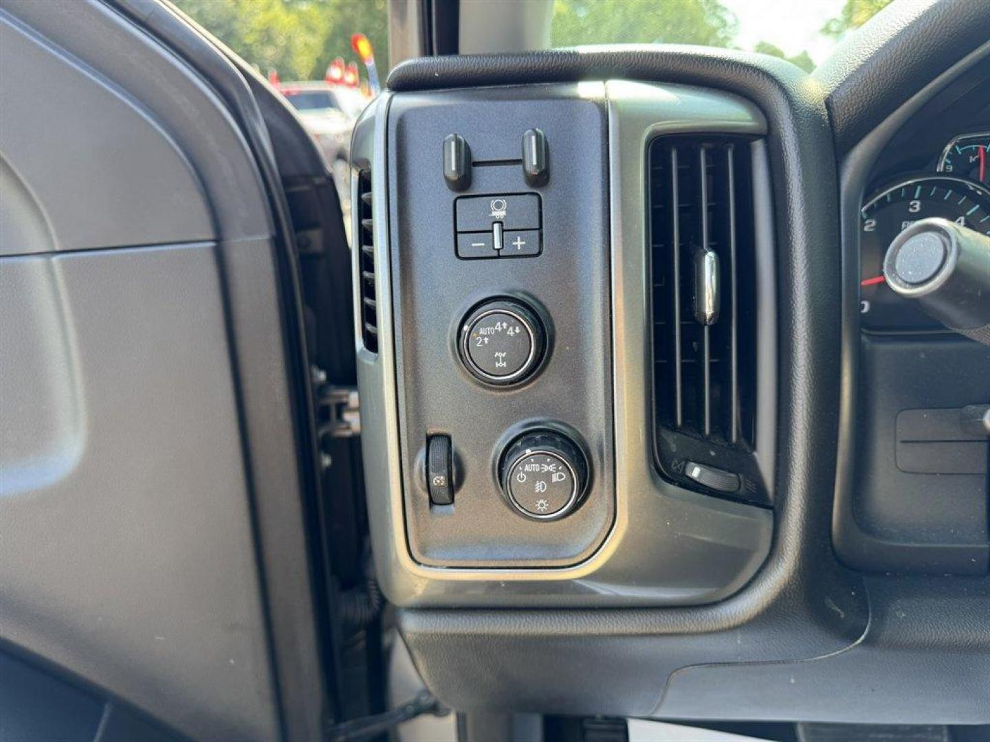 2017 Silver /Black Chevrolet Silverado 1500 (1GCVKREC8HZ) with an 5.3l V8 DI VVT Flex 5.3l engine, Automatic transmission, located at 745 East Steele Rd., West Columbia, SC, 29170, (803) 755-9148, 33.927212, -81.148483 - Special Internet Price! 2017 Chevrolet Silverado with AM/FM radio, Cruise control, Backup camera, 4X4, Powered driver seat, Cloth interior, Powered windows, Powered door locks, Plus more! - Photo#14