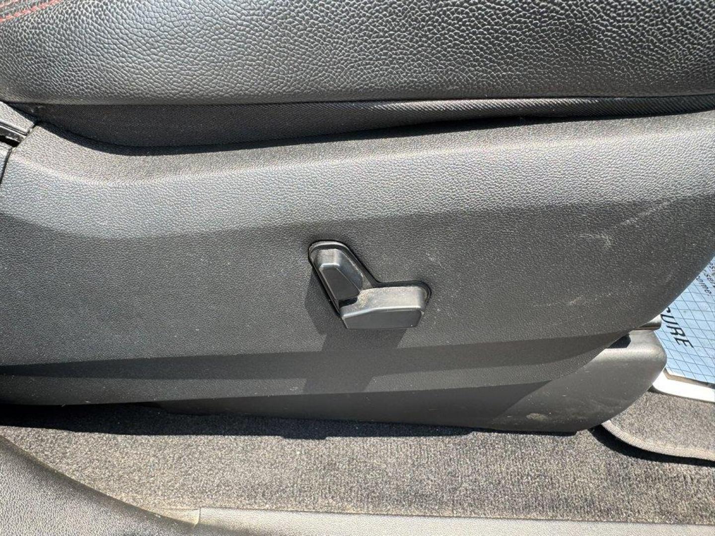 2017 Black /Black Dodge Grand Caravan (2C4RDGEG2HR) with an 3.6l V6 MPI Dohc VVT Flex engine, Automatic transmission, located at 745 East Steele Rd., West Columbia, SC, 29170, (803) 755-9148, 33.927212, -81.148483 - Special Internet Price! 2017 Dodge Grand Caravan with AM/FM radio, Bluetooth, Cruise control, Leather interior, 3rd row seating, Powered liftgate, Powered windows, Powered door locks, Plus more! - Photo#26