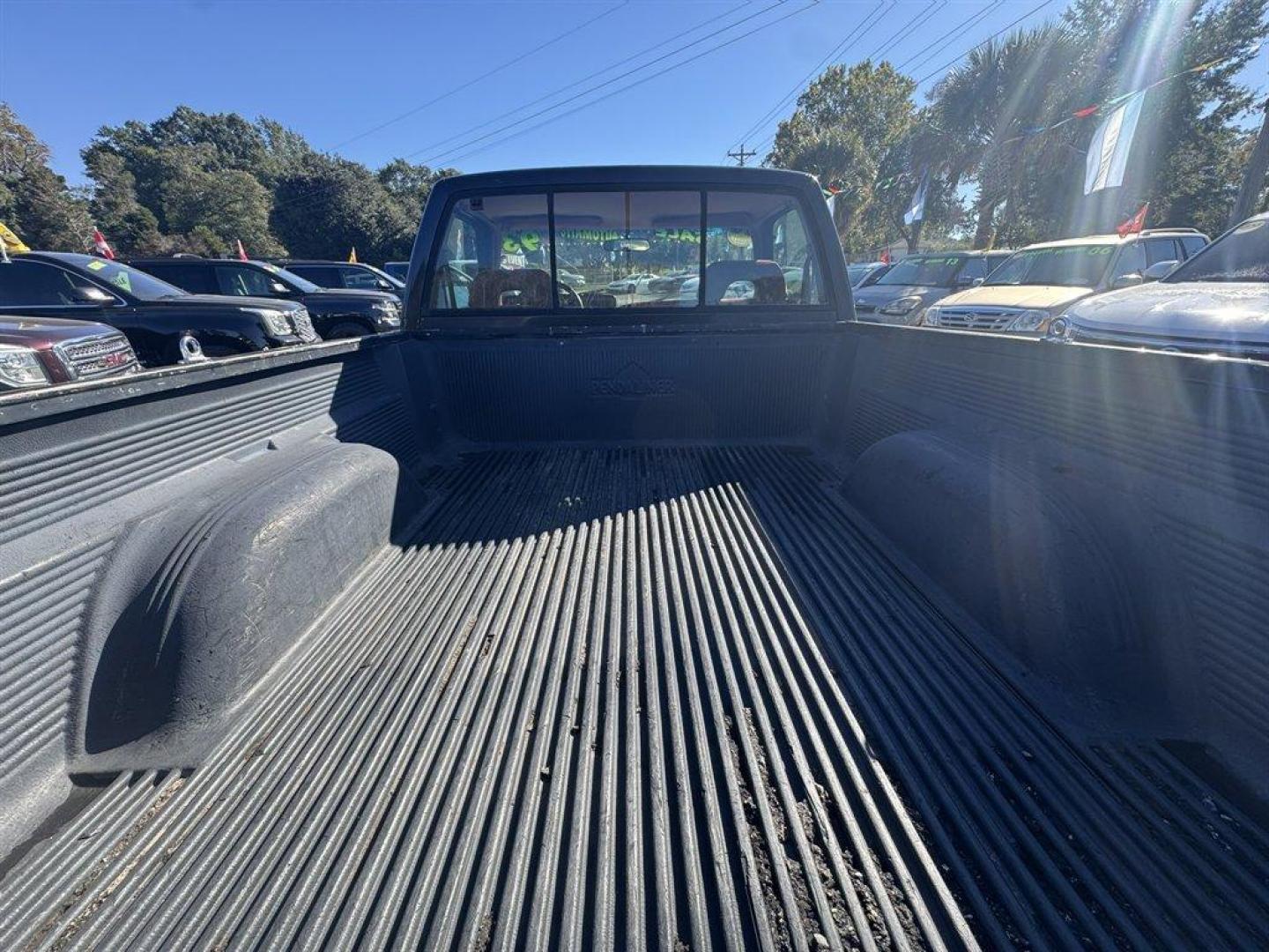 1993 Black /Burgundy Chevrolet C/K1500 (1GCDC14H1PZ) with an 5.0l V8 TBI 5.0l engine, Automatic transmission, located at 745 East Steele Rd., West Columbia, SC, 29170, (803) 755-9148, 33.927212, -81.148483 - Special Internet Price! 1993 Chevrolet C/K 1500 - Photo#15