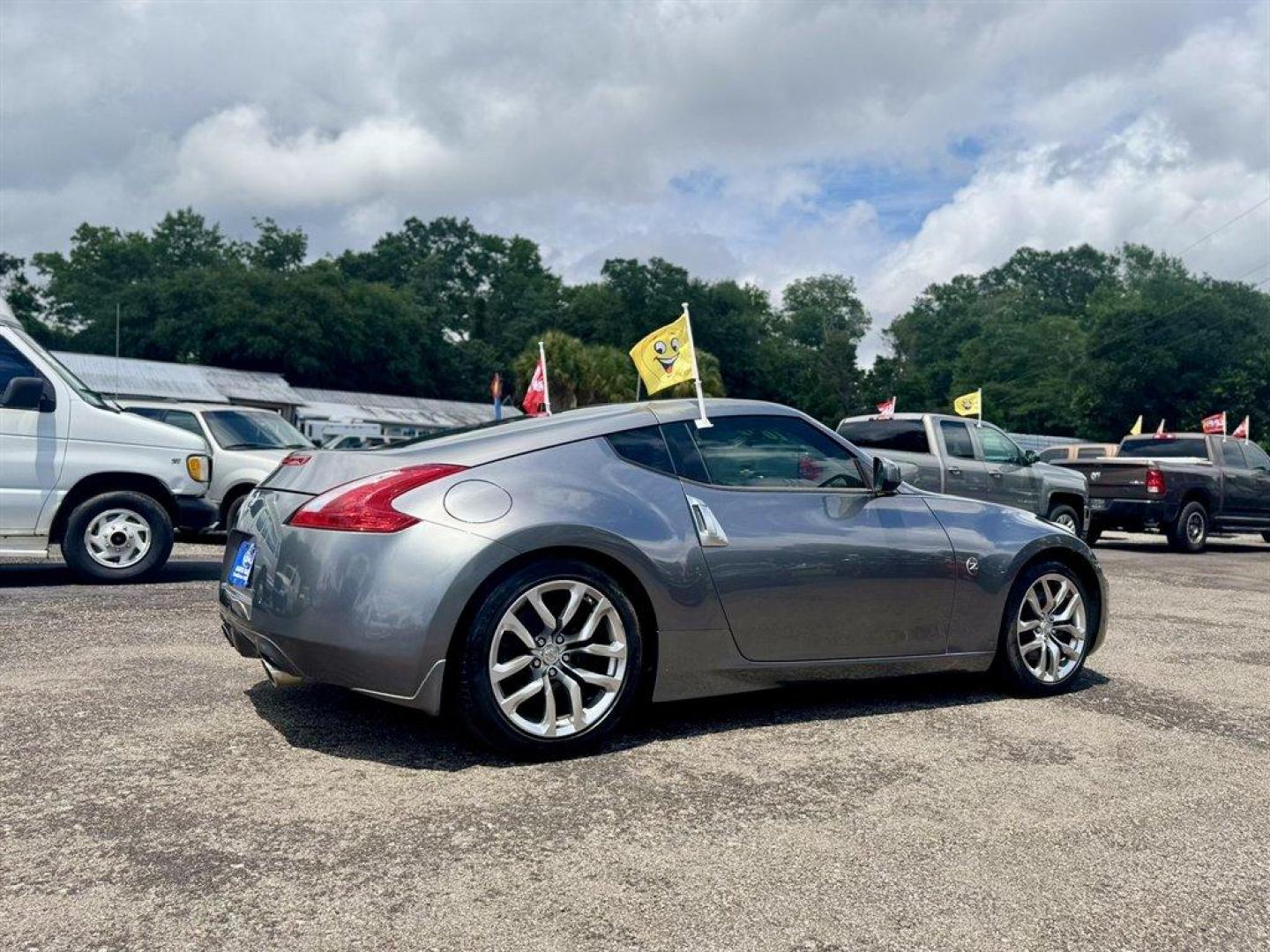 2013 Grey /Black Nissan 370z (JN1AZ4EH3DM) with an 3.7l V6 SFI Dohc Cvtcs 3. engine, Automatic transmission, located at 745 East Steele Rd., West Columbia, SC, 29170, (803) 755-9148, 33.927212, -81.148483 - Special Internet Price! 2013 Nissan 370Z - Photo#3
