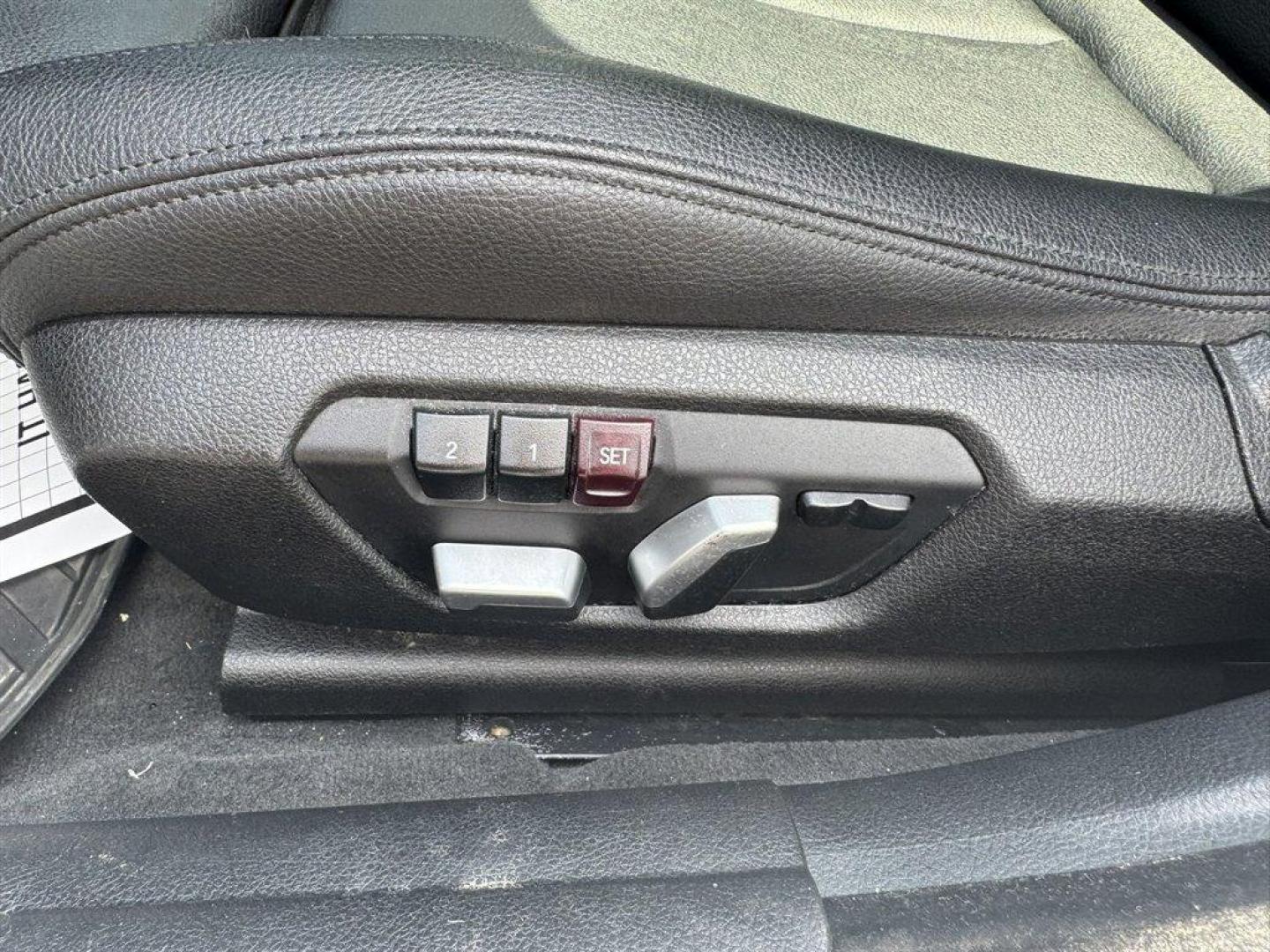 2016 White /Black BMW 4-Series (WBA4A9C55GG) with an 2.0l I-4 DI Dohc T/C 2.0l engine, Automatic transmission, located at 745 East Steele Rd., West Columbia, SC, 29170, (803) 755-9148, 33.927212, -81.148483 - Special Internet Price! 2016 BMW 4-Series with AM/FM radio, Bluetooth, Backup camera, Sunroof, Push to start, Keyless entry, Leather interior, Powered front seats, Heated front seats, Powered windows, Powered door locks, Plus more! - Photo#22