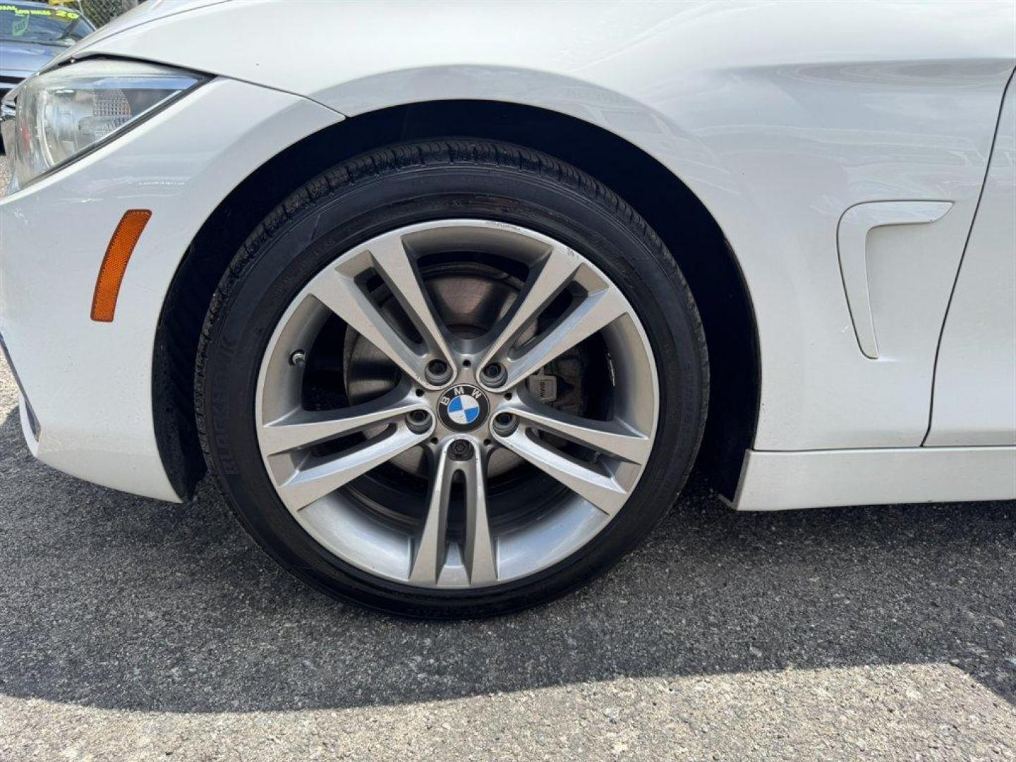 2016 White /Black BMW 4-Series (WBA4A9C55GG) with an 2.0l I-4 DI Dohc T/C 2.0l engine, Automatic transmission, located at 745 East Steele Rd., West Columbia, SC, 29170, (803) 755-9148, 33.927212, -81.148483 - Special Internet Price! 2016 BMW 4-Series with AM/FM radio, Bluetooth, Backup camera, Sunroof, Push to start, Keyless entry, Leather interior, Powered front seats, Heated front seats, Powered windows, Powered door locks, Plus more! - Photo#33