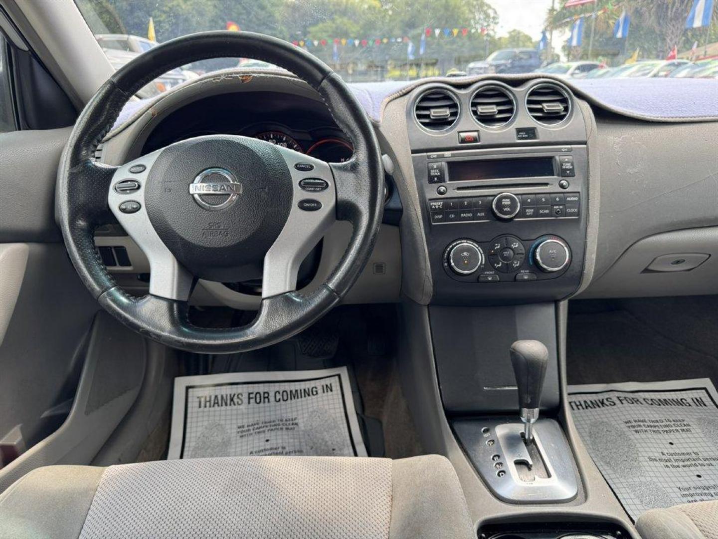 2008 Silver /Grey Nissan Altima (1N4AL21E08N) with an 2.5l I-4 MPI Dohc 2.5l engine, Automatic transmission, located at 745 East Steele Rd., West Columbia, SC, 29170, (803) 755-9148, 33.927212, -81.148483 - Special Internet Price! 2008 Nissan Altima - Photo#6